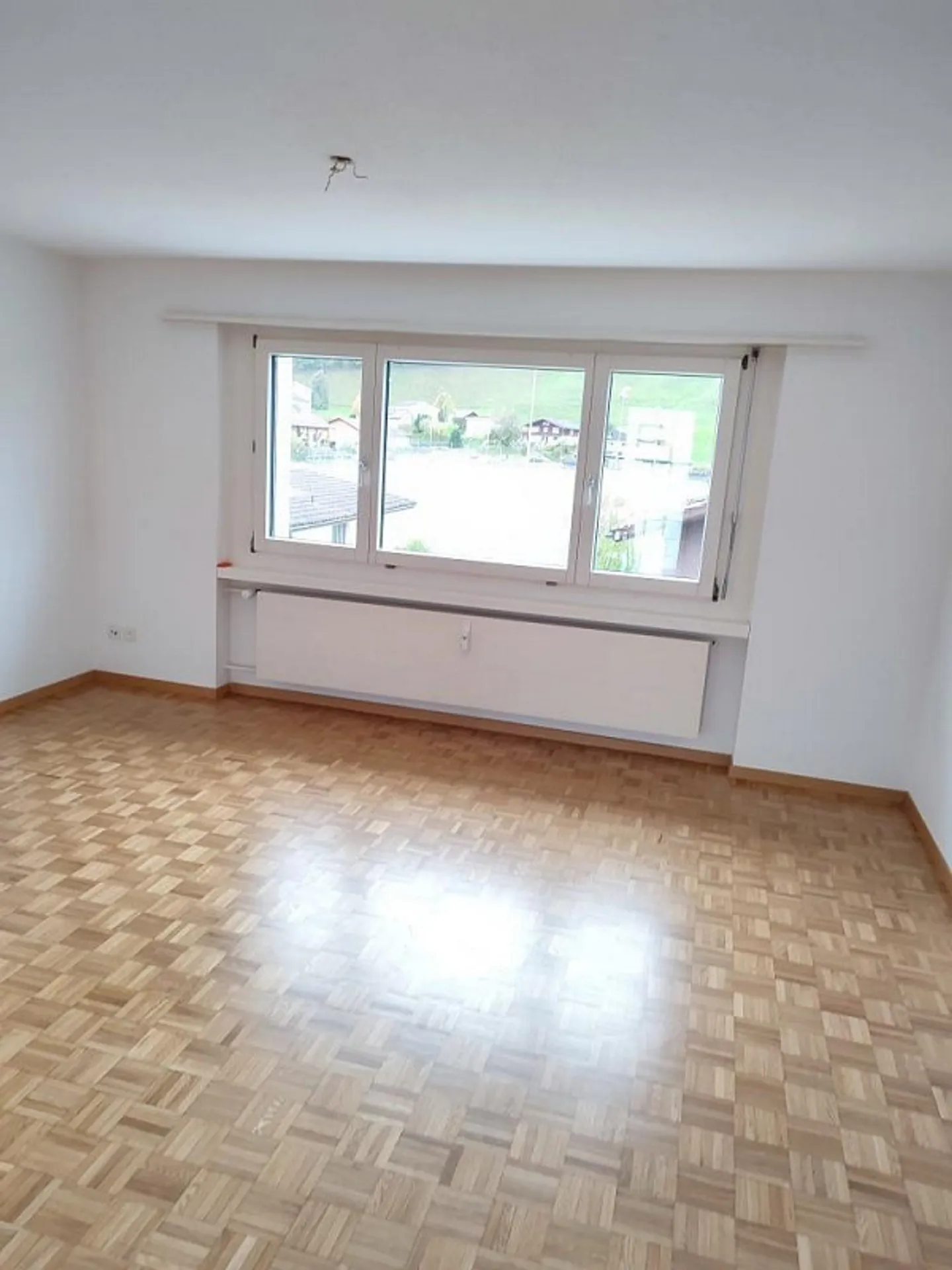 Friendly apartment with green surroundings in a very quiet location! - Photo 2 of 8