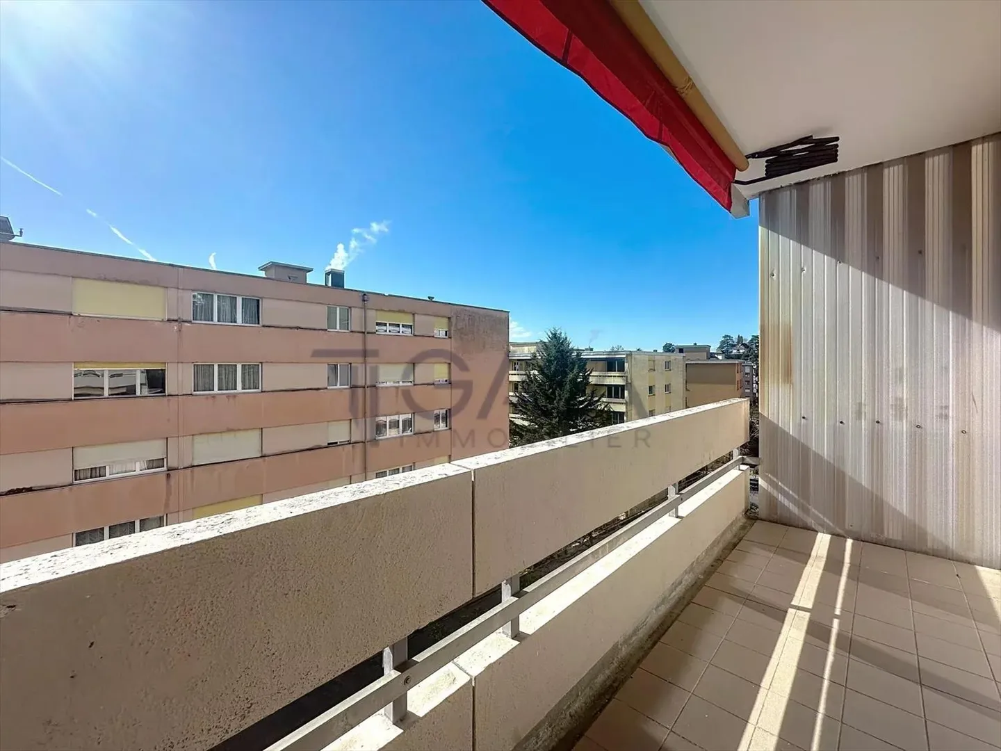 Geräumige Wohnung komplett renoviert - Foto 4 von 7