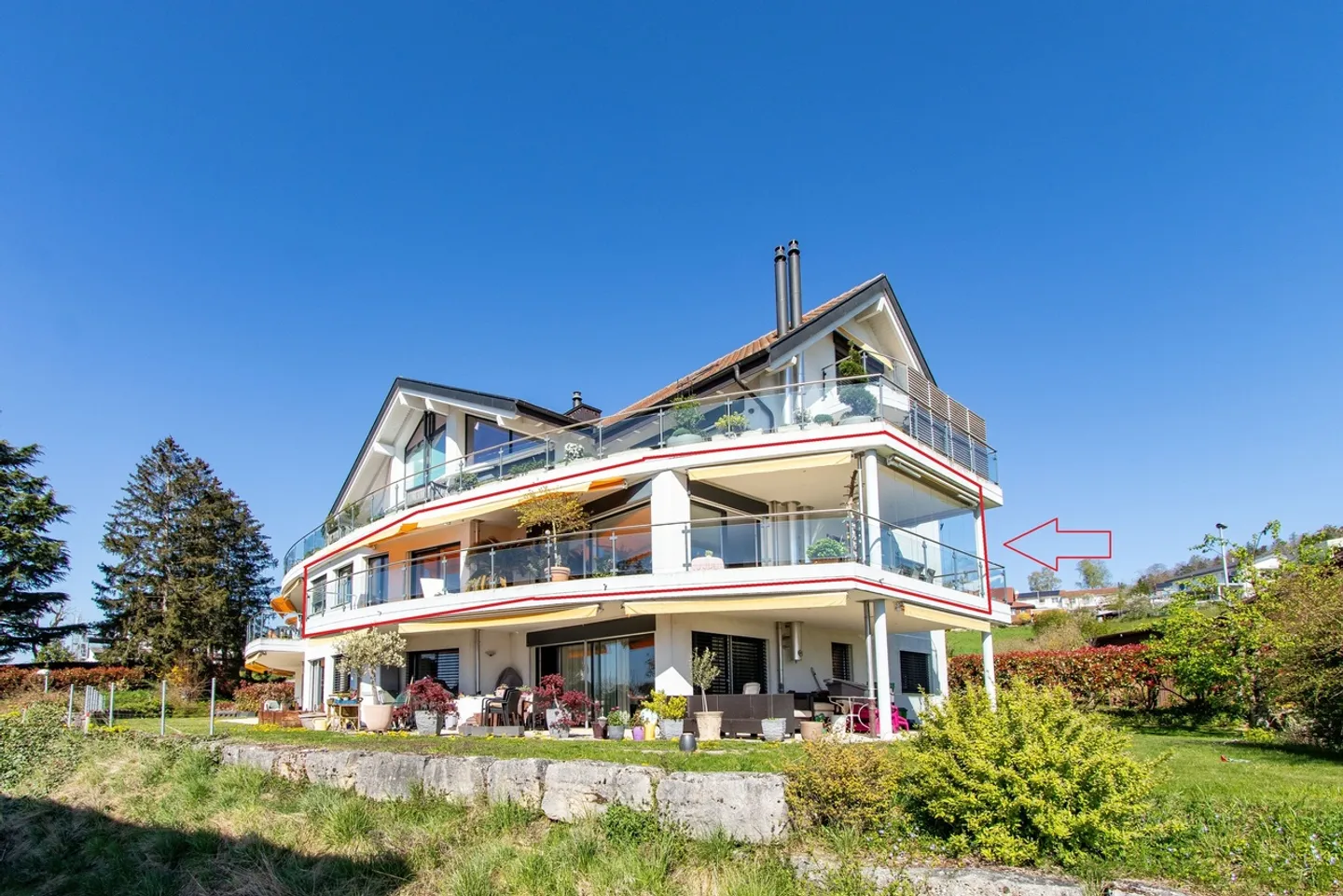 Appartement de 4,5 pièces Qualité de vie au plus haut niveau - Photo 1 sur 17
