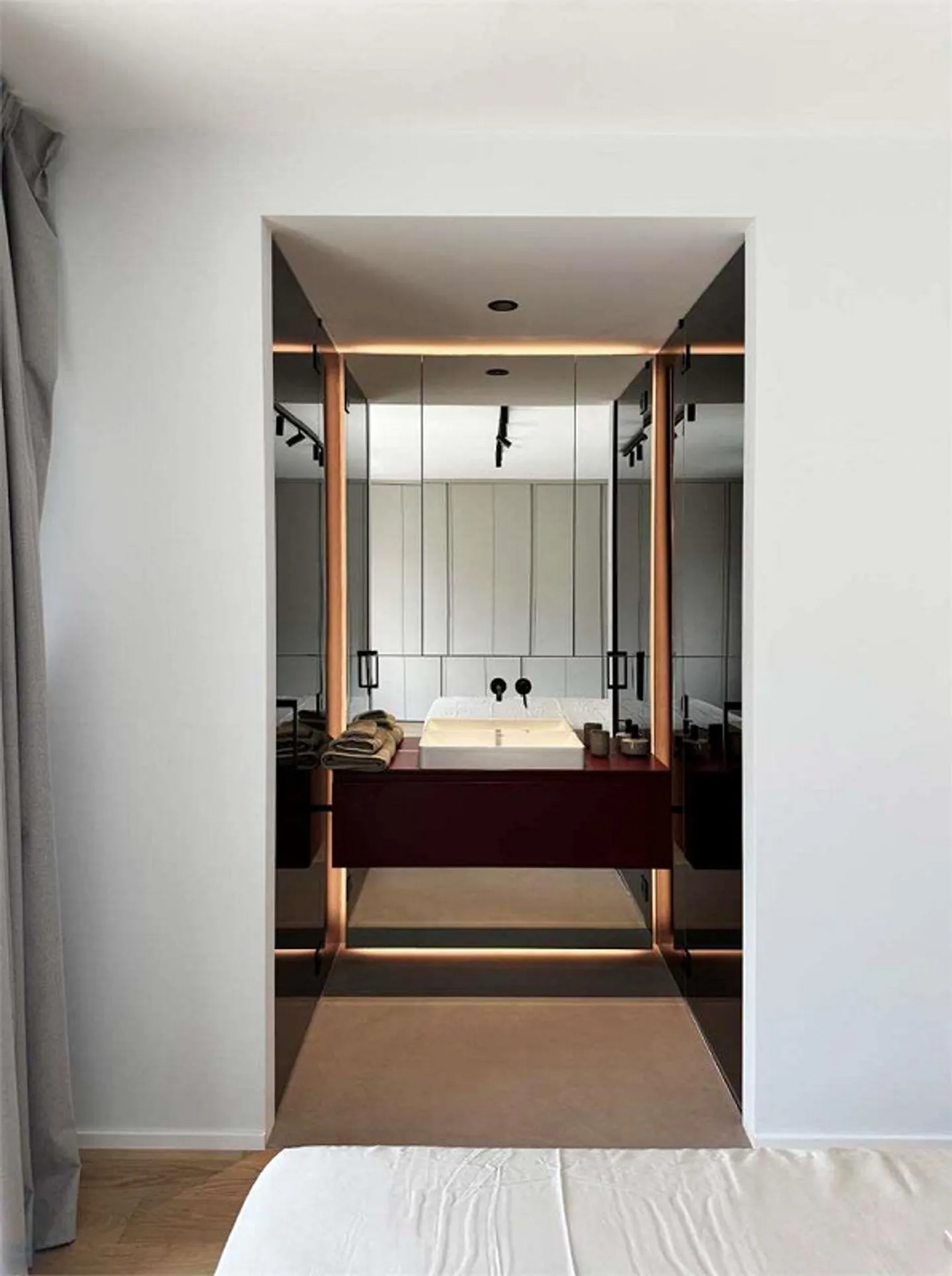 LUGANO - VIGANELLO | EXKLUSIVES PENTHOUSE MIT GROSSEN TERRASSEN - Foto 4 von 6