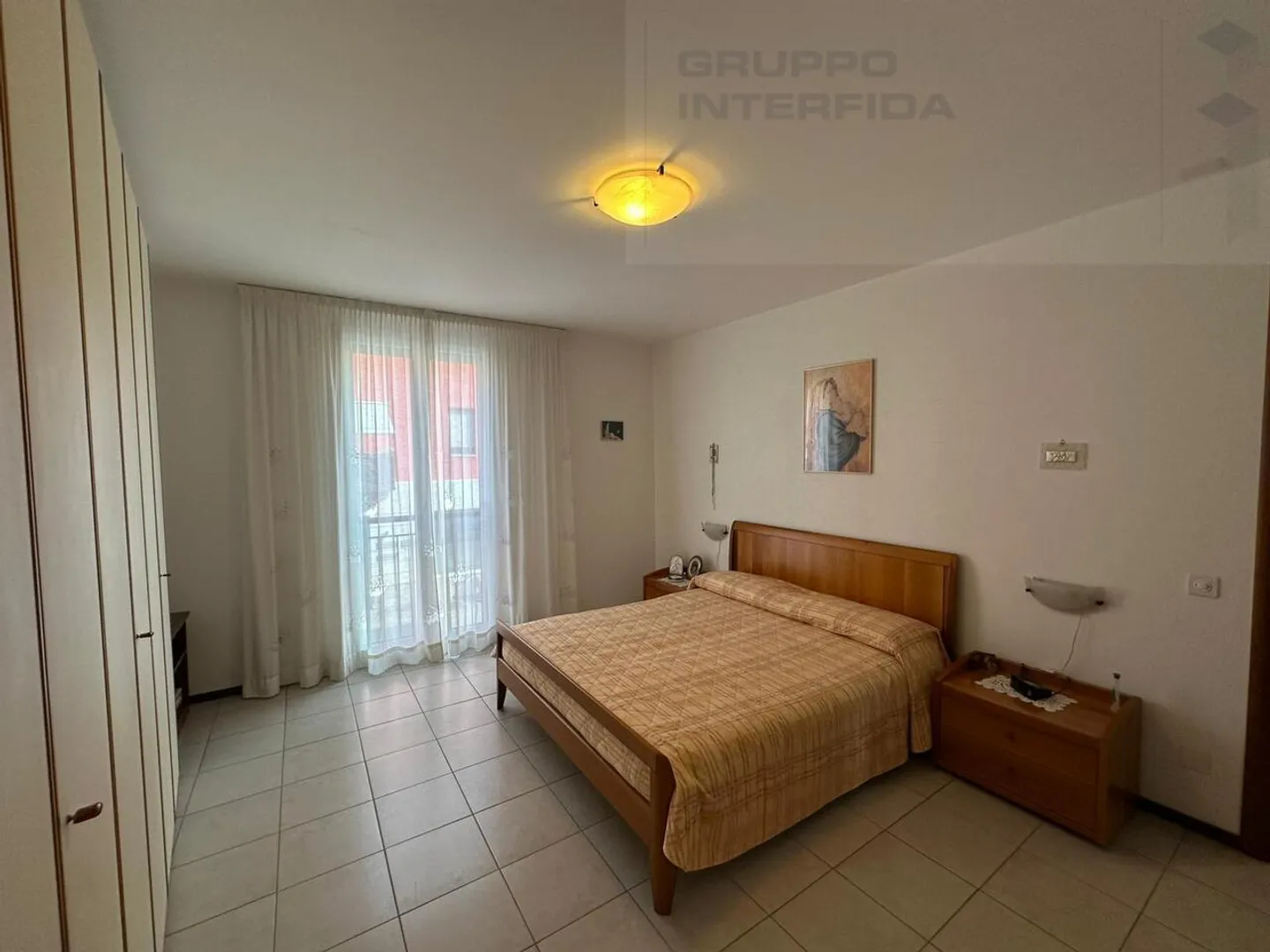 First apartment with 3.5 rooms in an optimal location - Photo 5 of 11