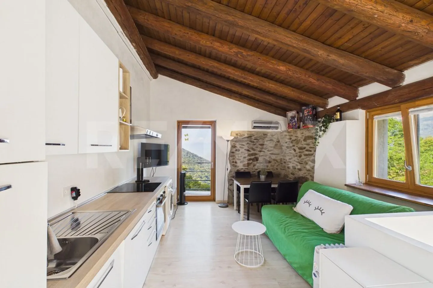 Ferienhaus in den Bergen, auch ideal als Investition - Foto 1 von 13