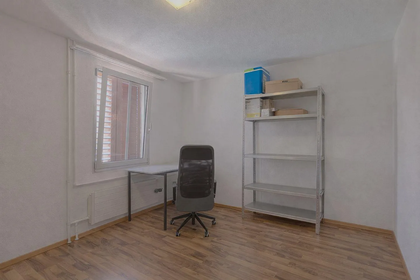 Immeuble multifamilial de 4 unités avec un rendement brut de 5,3 % dans un emplacement central - Photo 6 sur 13