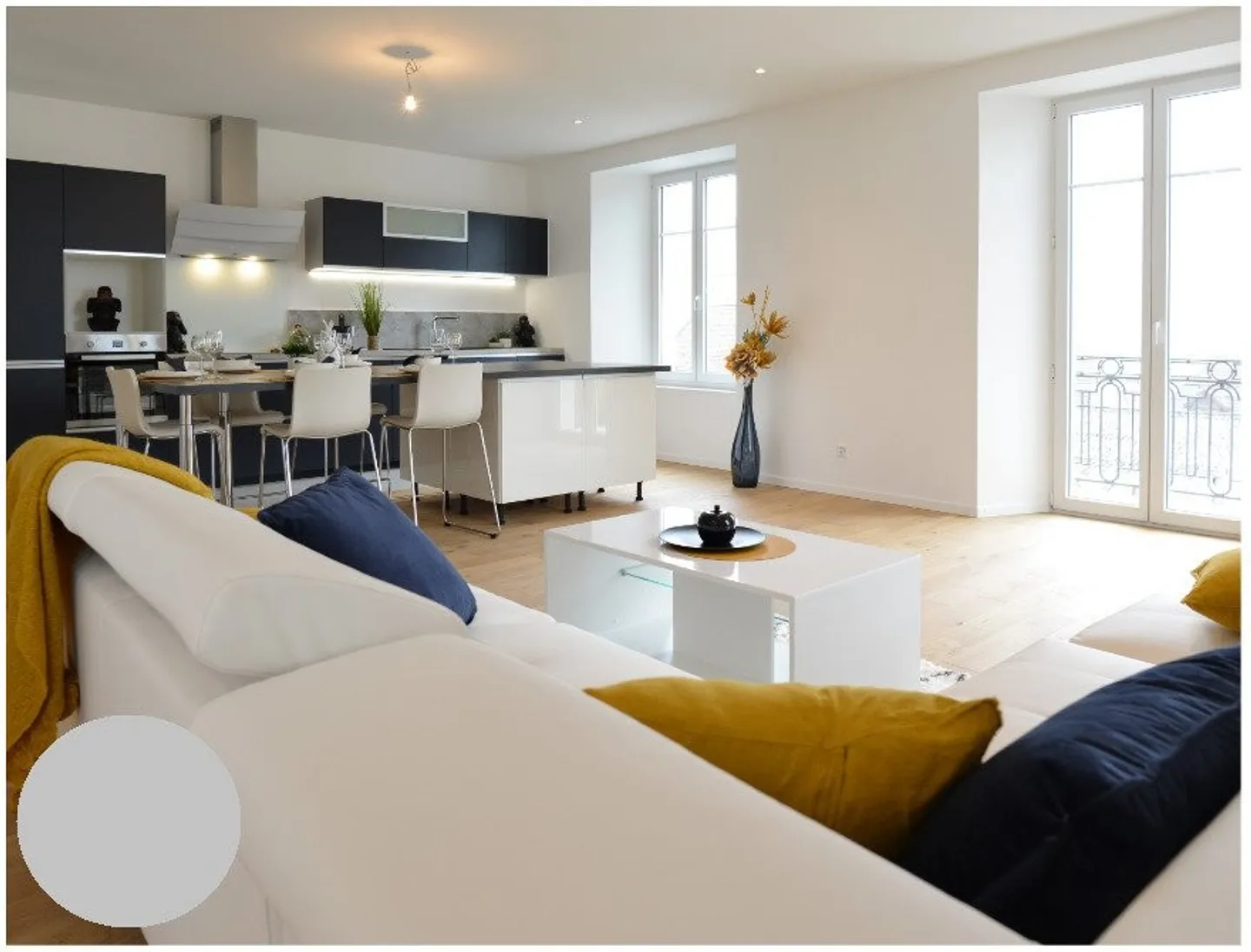 Magnifique appartement haut de gamme avec parking extérieur - Photo 1 sur 7