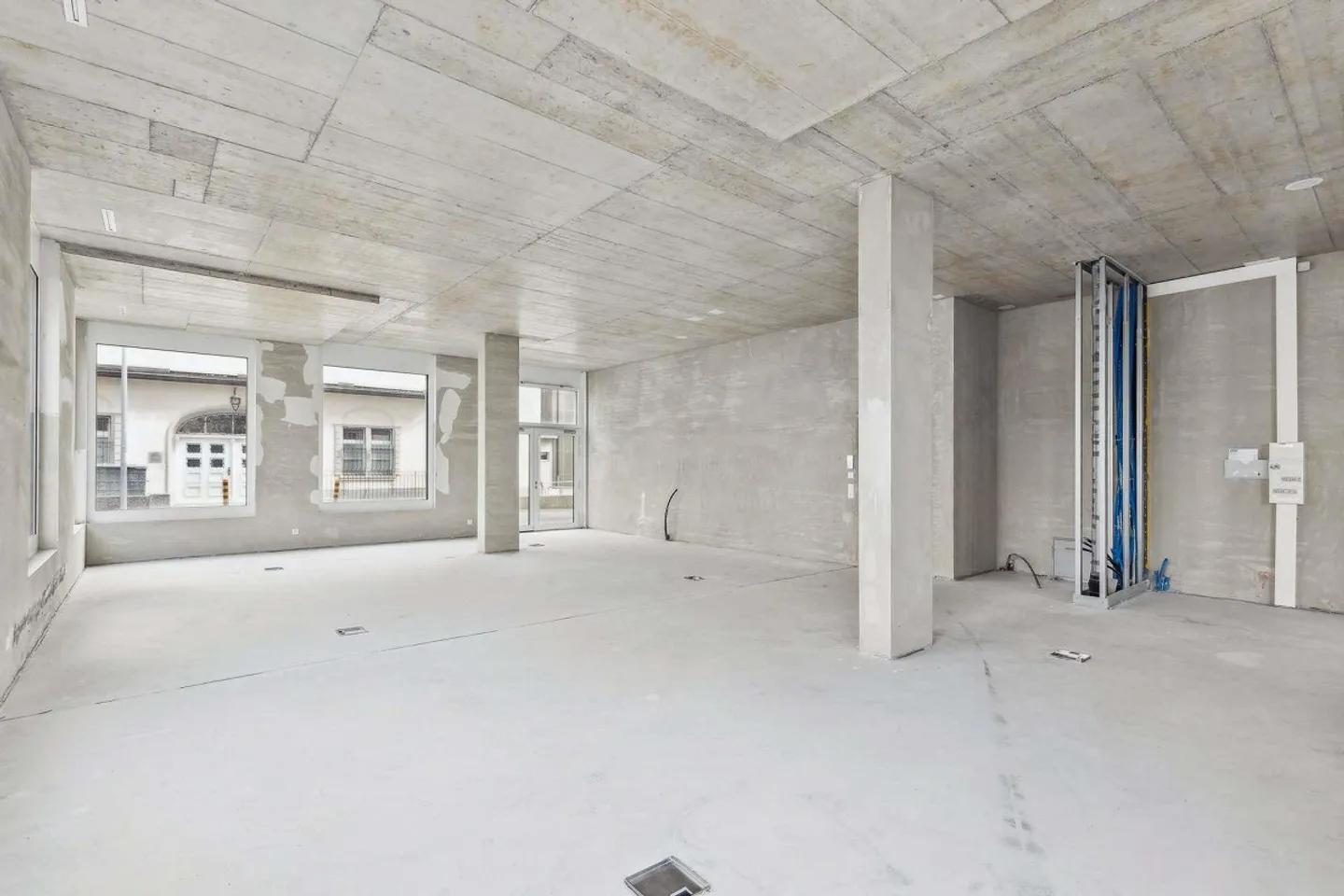 Modern Commercial Space in a Central Location - Photo 7 of 9