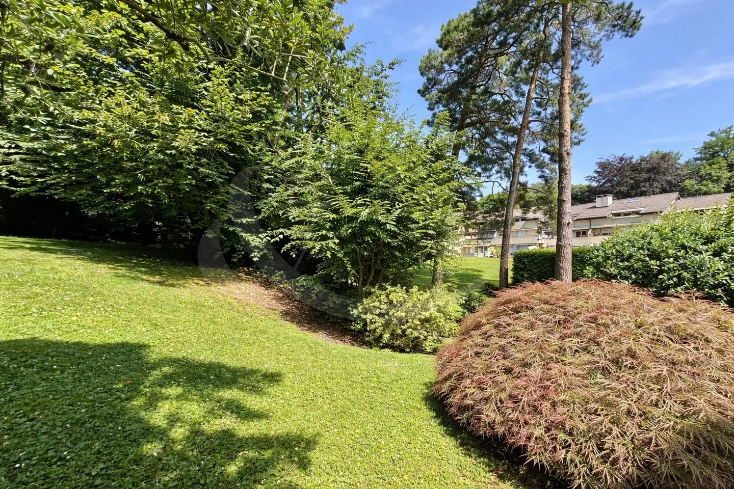 Élégant Duplex 5 pièces dans une résidence sécurisée à Chêne-Bougeries - Photo 8 sur 8