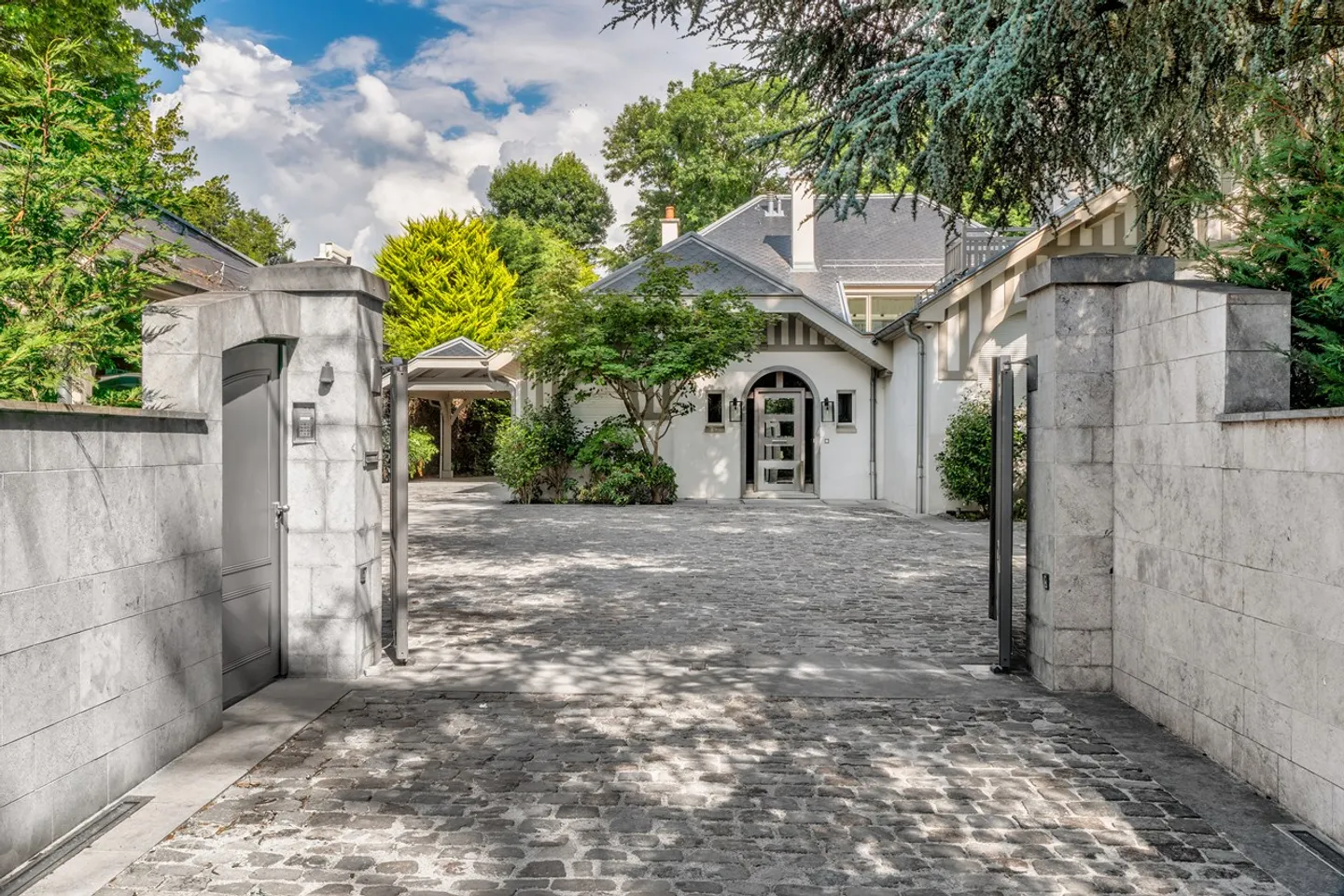 Luxurious property in Vésenaz with absolute comfort - Photo 10 of 10