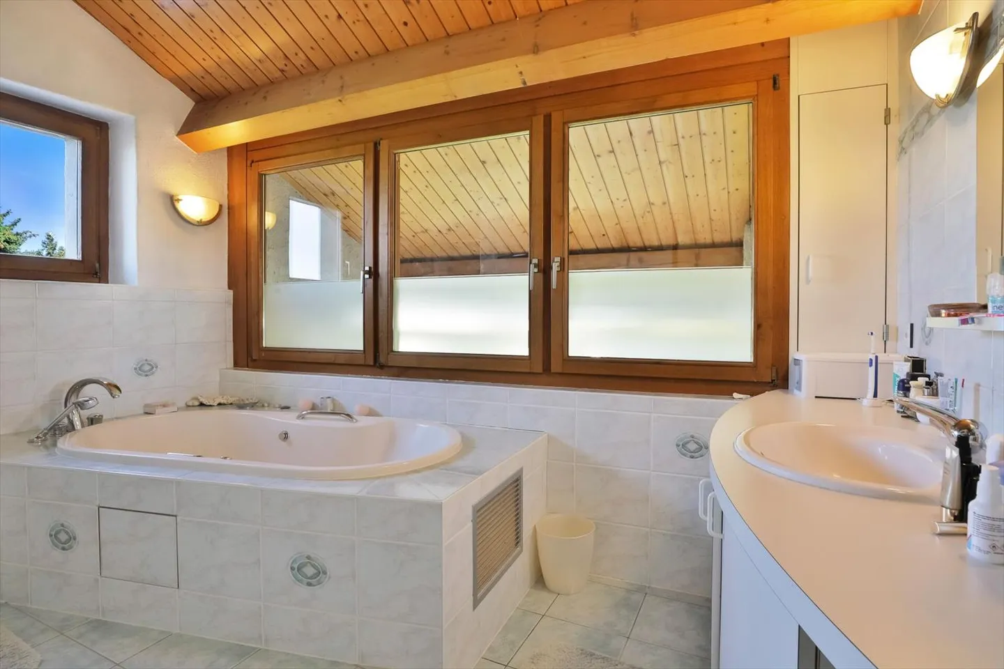 8-Zimmer-Haus - Foto 8 von 13