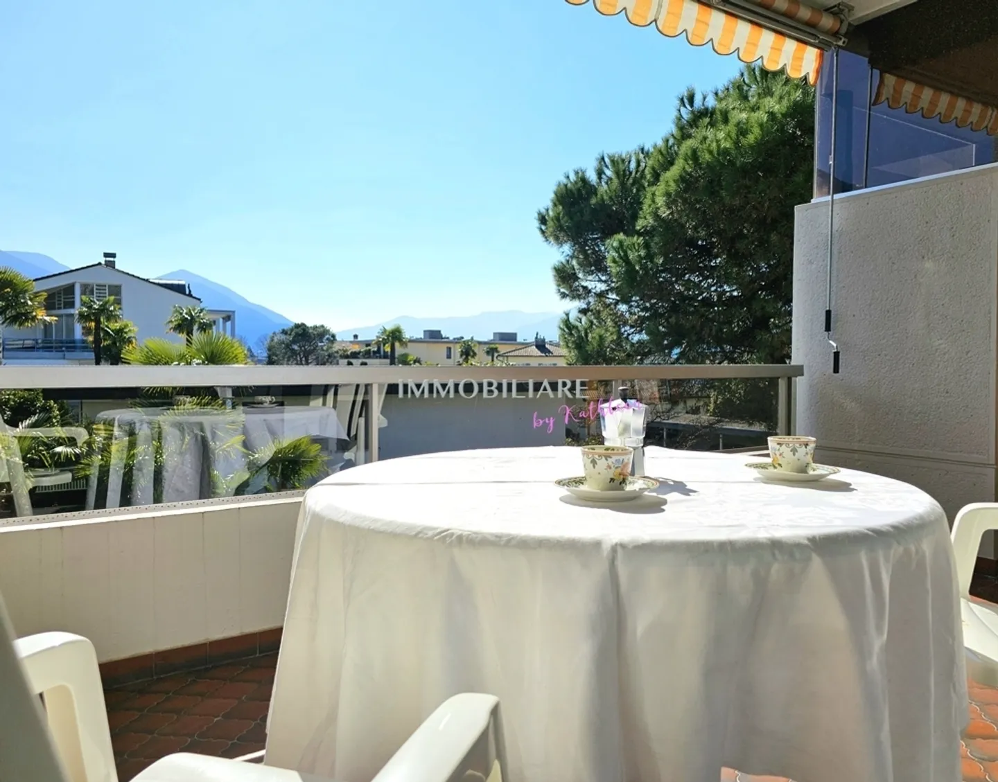 Bright, quiet holiday apartment with large balcony, communal pool - Photo 13 of 13