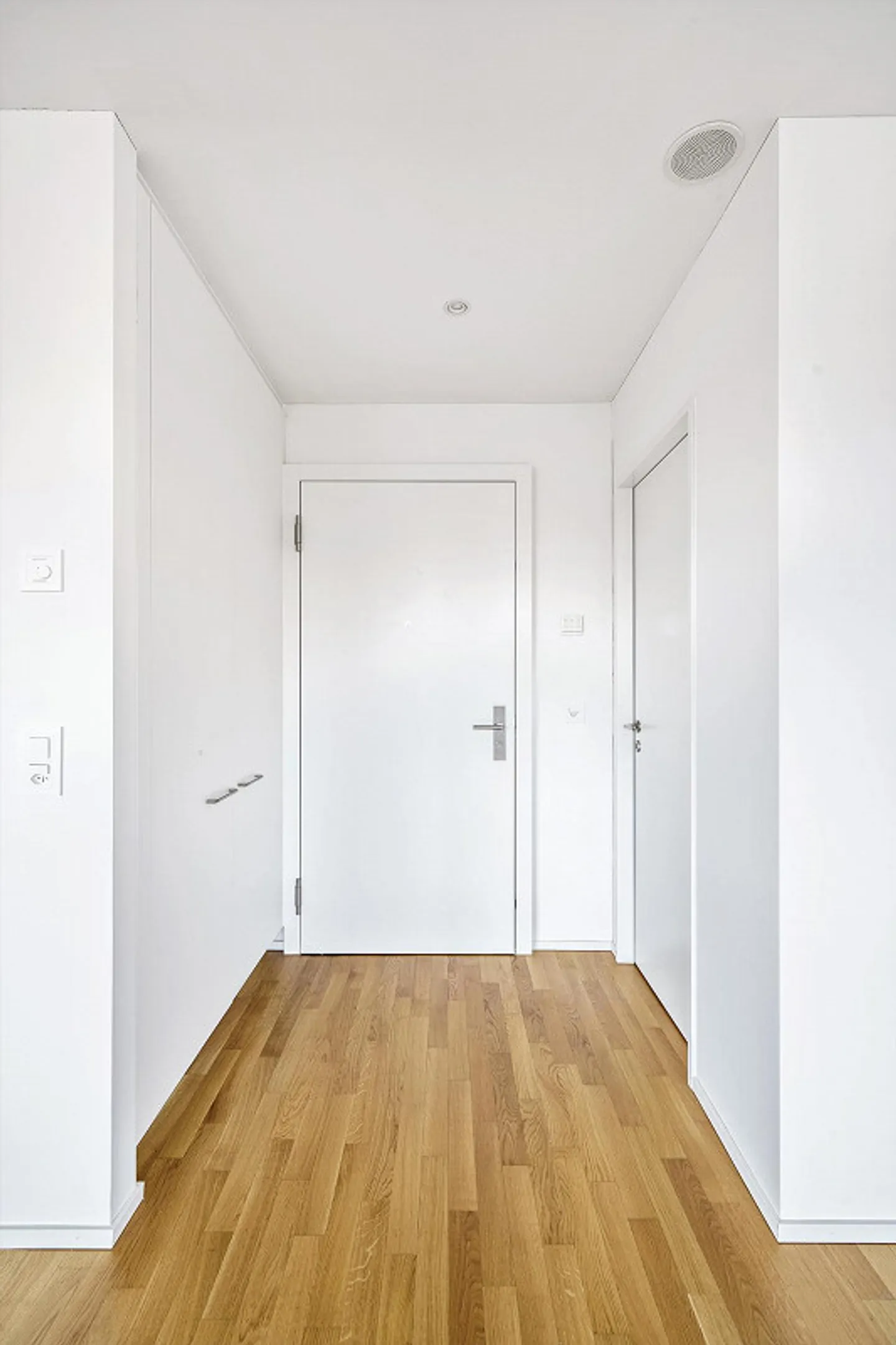 Living in the Urban Center - Photo 6 of 8