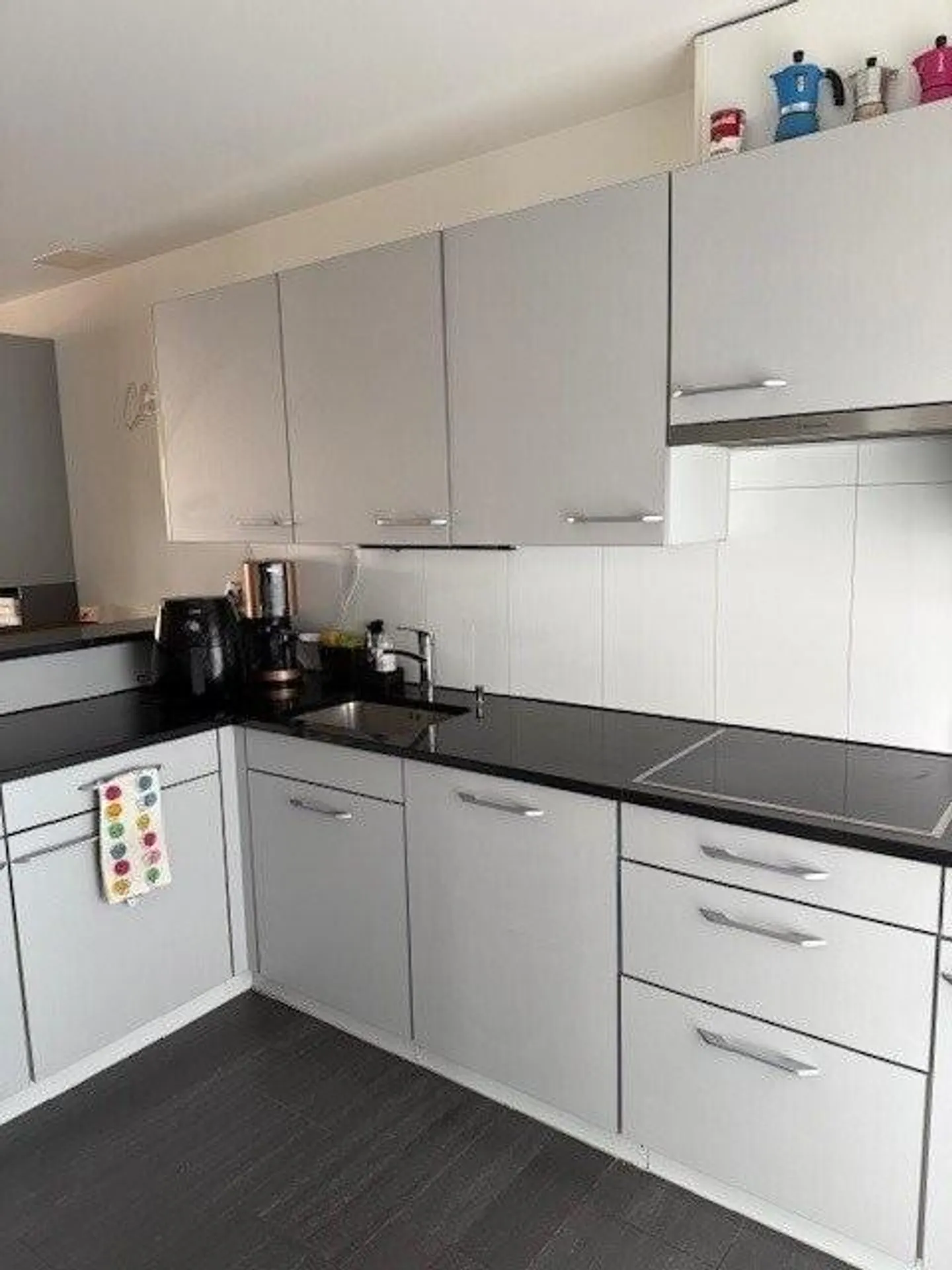 Votre nouveau chez-vous avec loggia dans un emplacement central à Zurich - Photo 9 sur 11