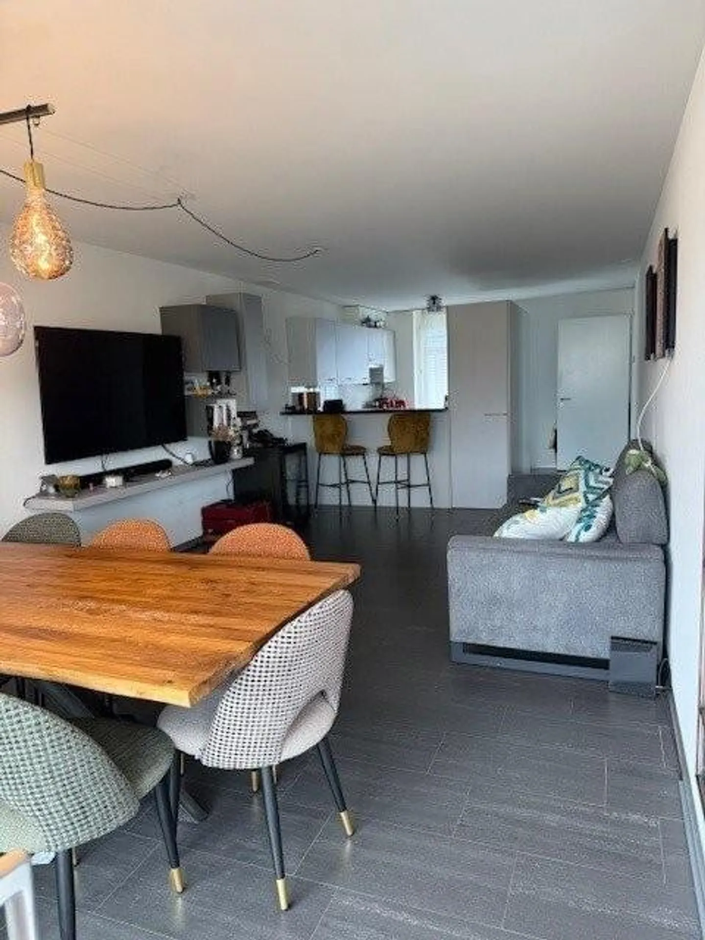 Votre nouveau chez-vous avec loggia dans un emplacement central à Zurich - Photo 11 sur 11