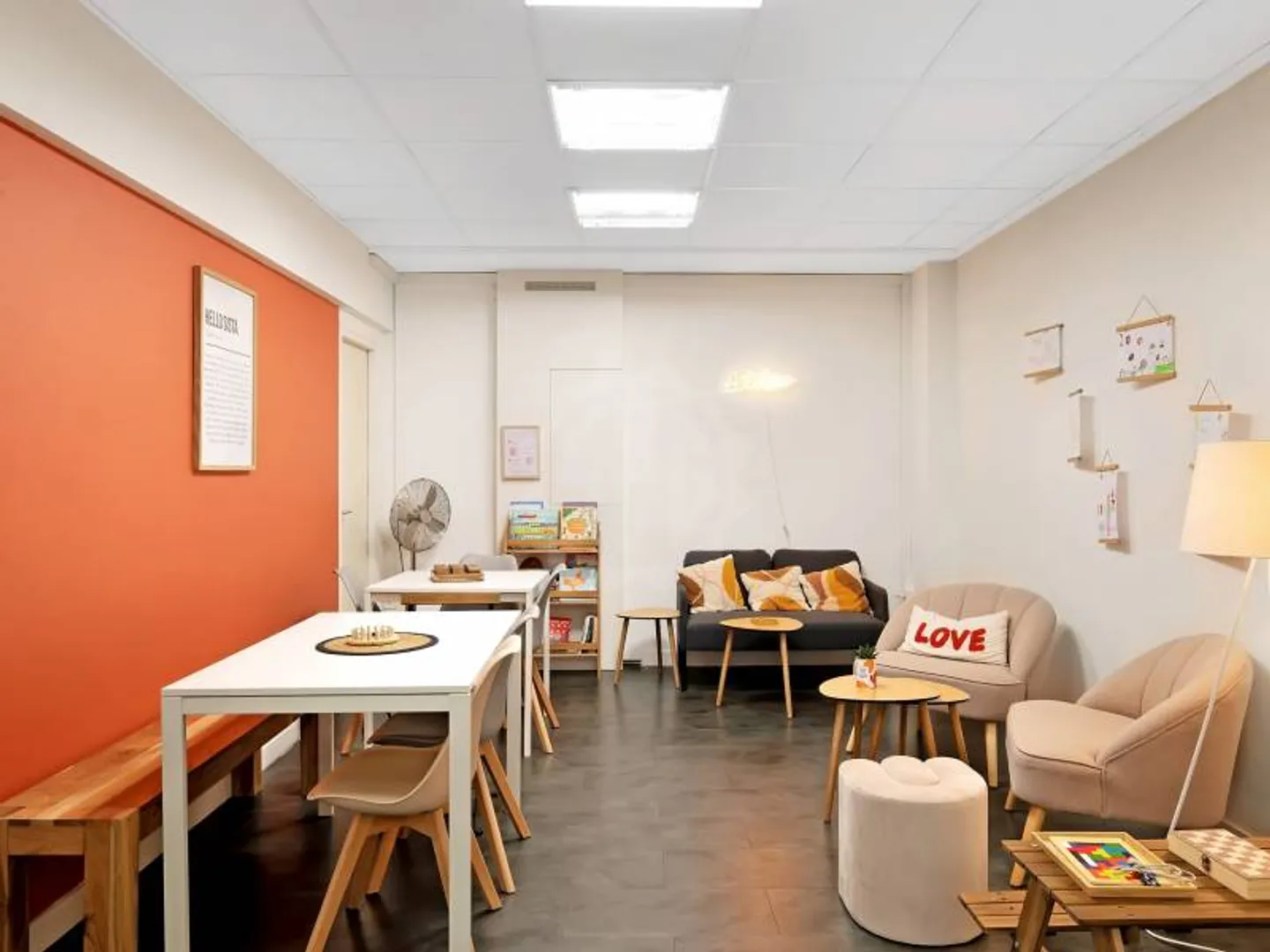 Arcade 2 rooms - Photo 8 of 11