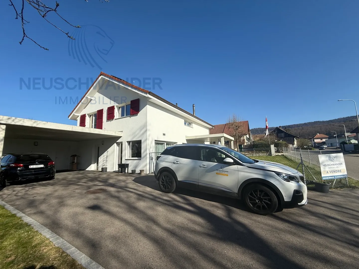 Ideally designed for a family with workshop and carport - Photo 26 of 31