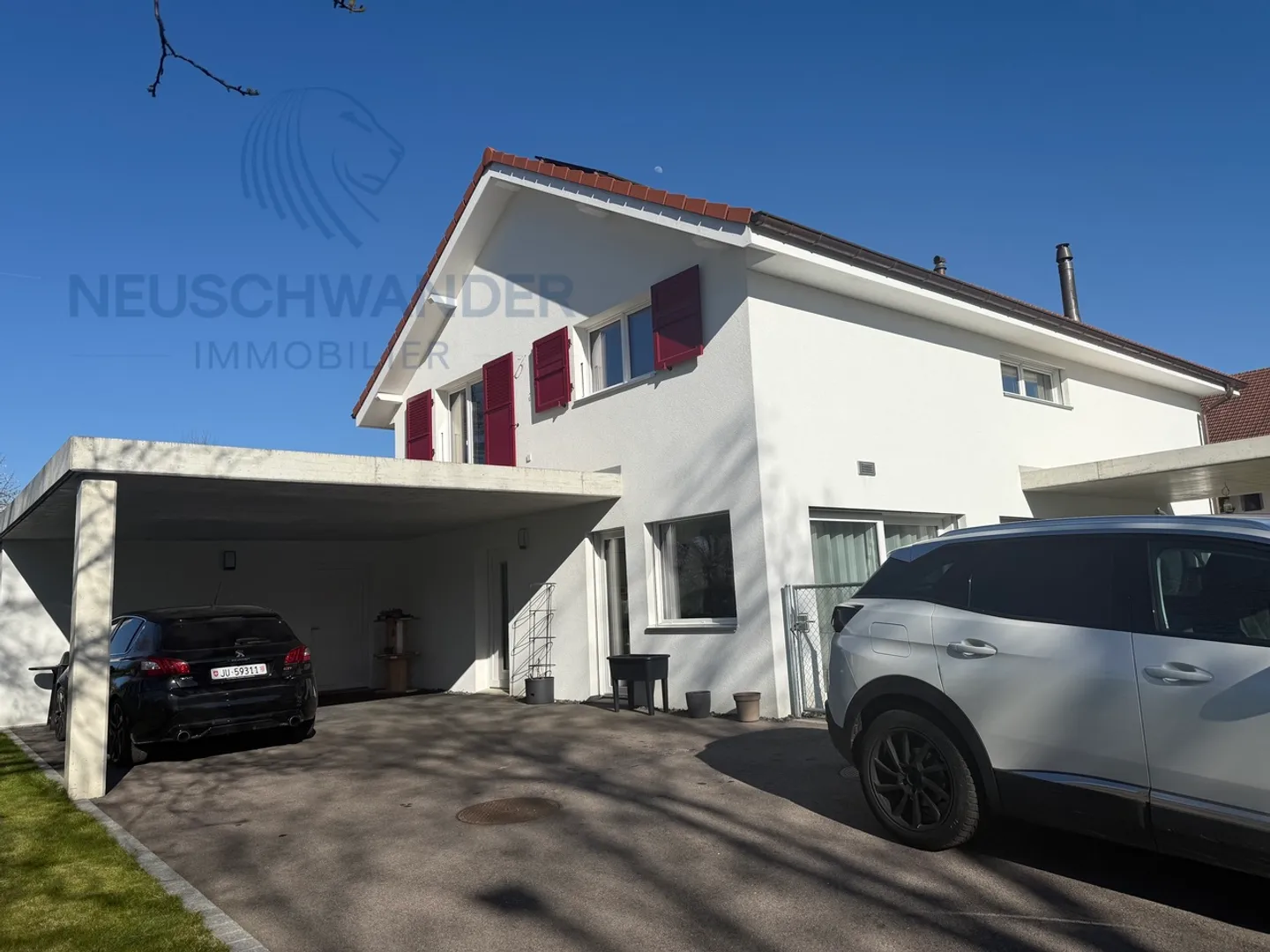 Ideally designed for a family with workshop and carport - Photo 27 of 31