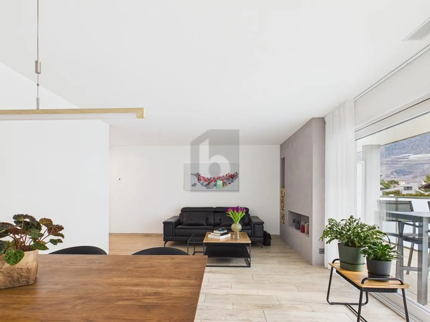 MODERN, BEQUEM UND EFFIZIENT - Foto 1 von 6