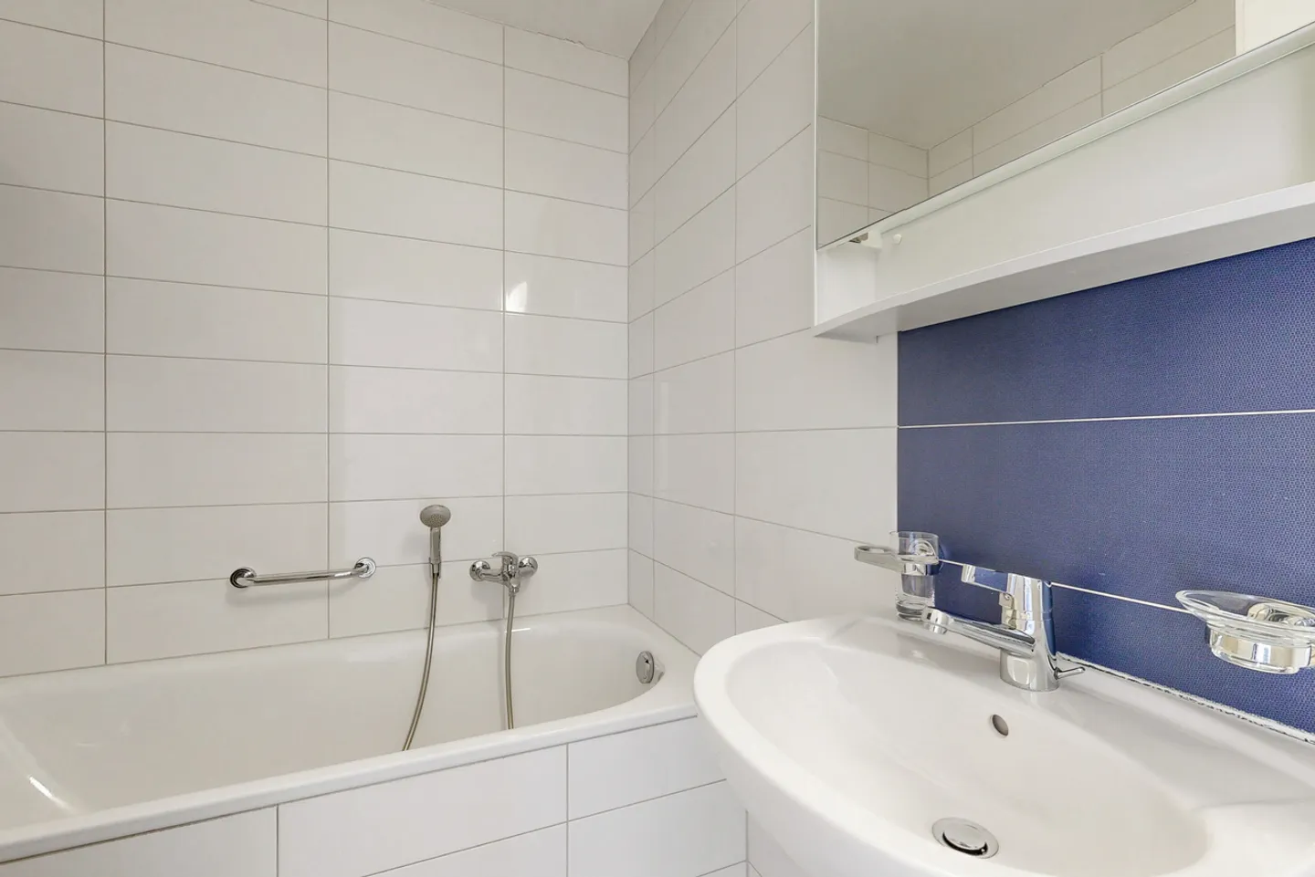 Geräumige Wohnung mit Terrasse - Foto 5 von 7