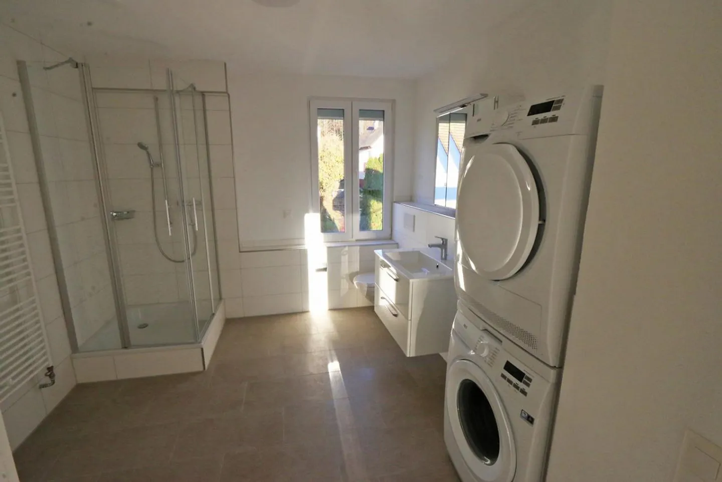 Charmante Villa mit Alpenblick - Foto 3 von 4