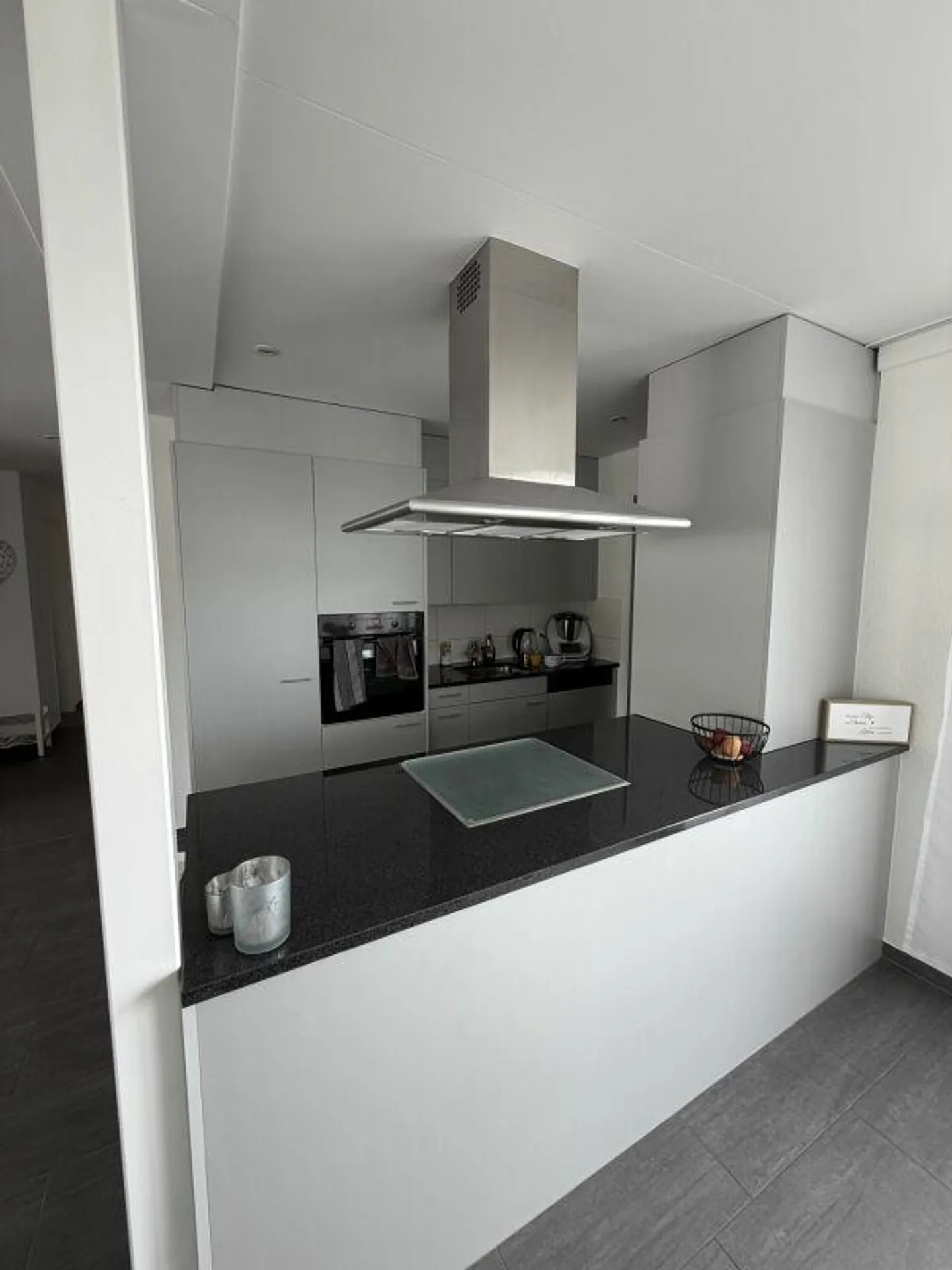 Here lives the Wow - 4.5-room attic in Hausen - Living above the ... - Photo 4 of 16