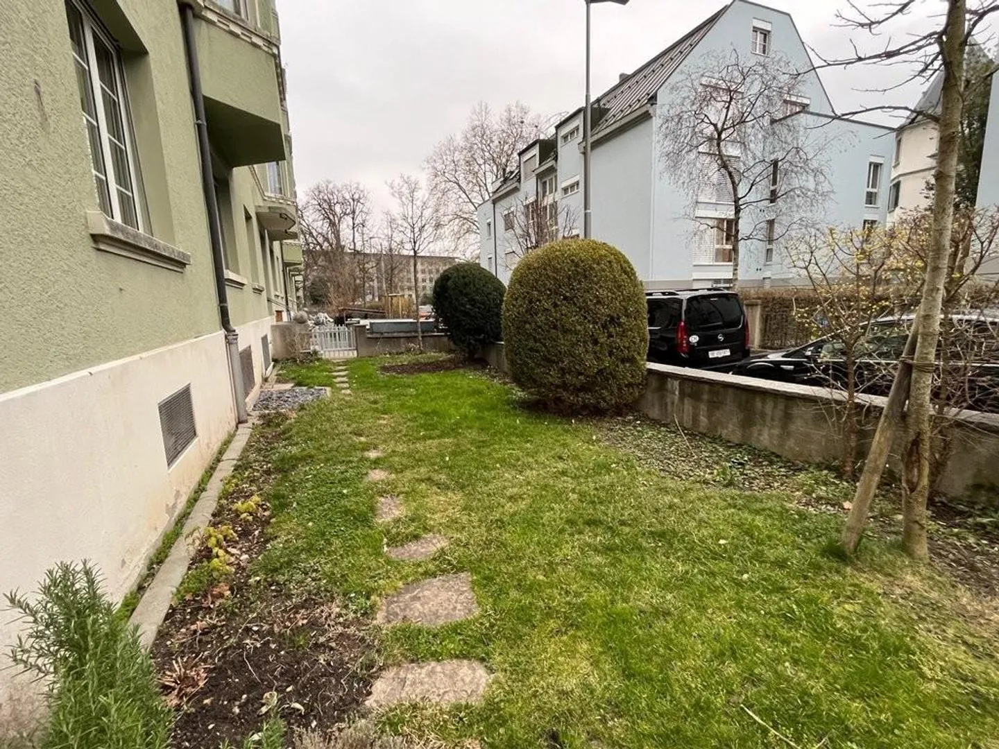 Appartement au rez-de-chaussée avec jardin privé à Monbijou - Photo 4 sur 11