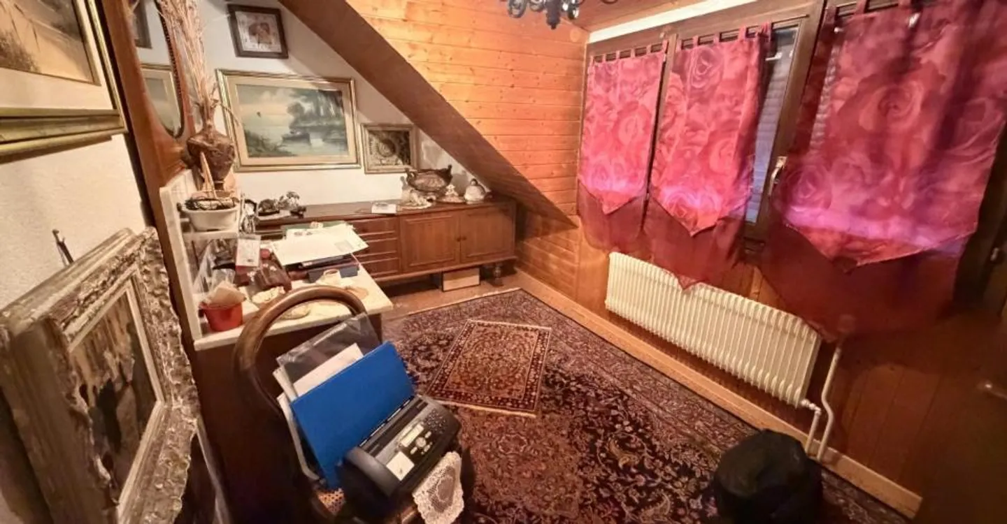 Maison Familiale avec Potentiel - Photo 2 sur 12