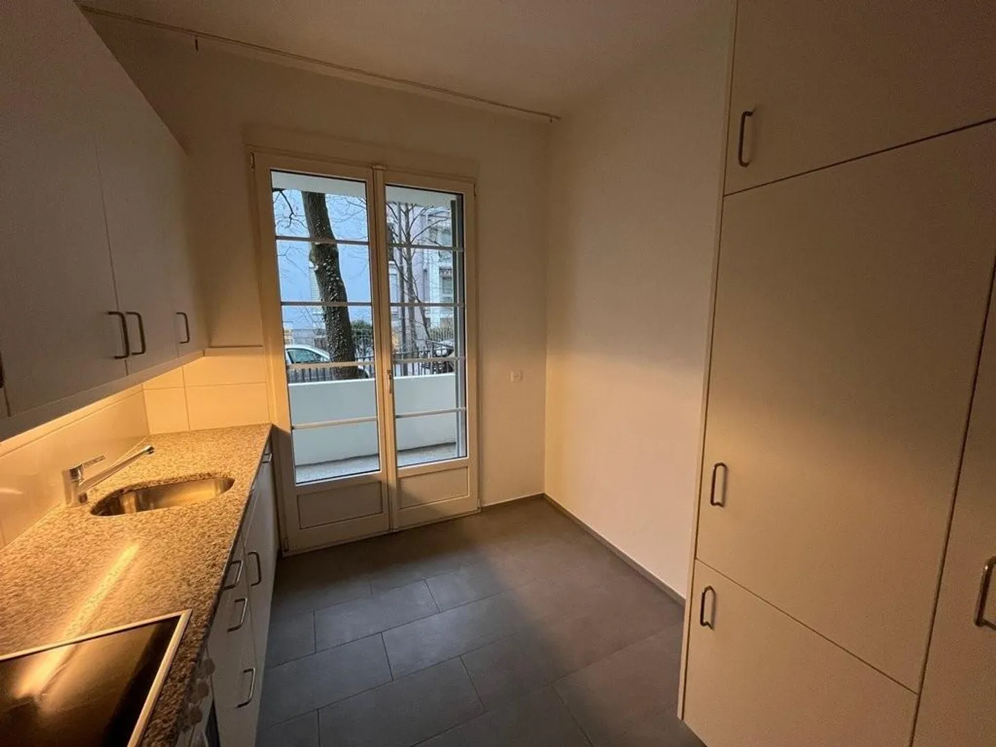 Appartement au rez-de-chaussée avec jardin privé à Monbijou - Photo 9 sur 11