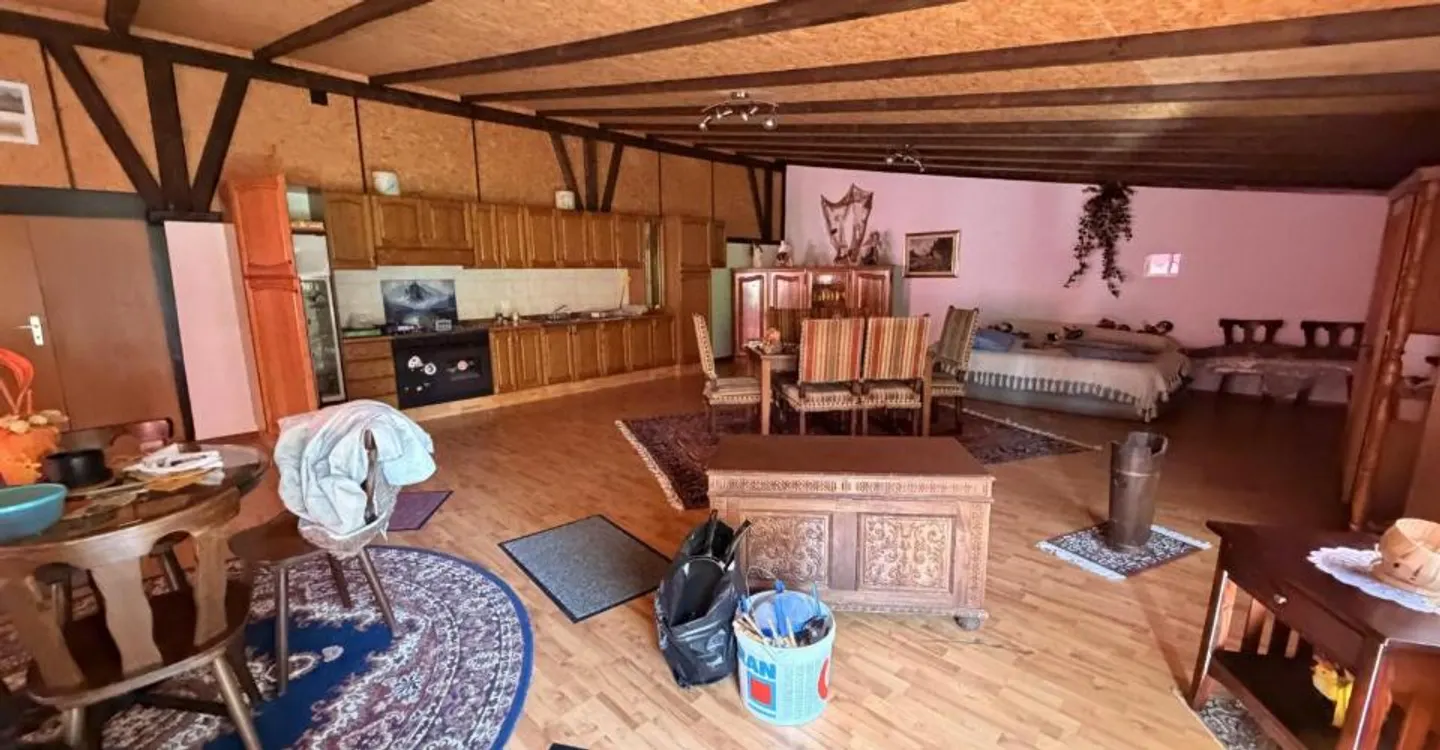 Maison Familiale avec Potentiel - Photo 11 sur 12