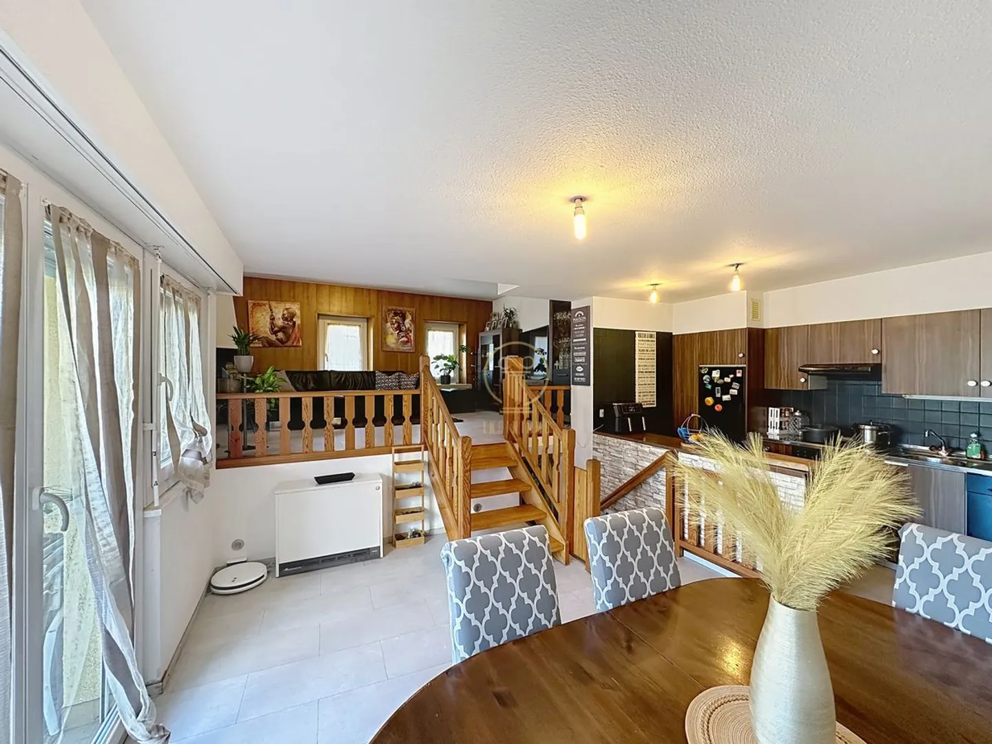 Charmante 5.5 Zimmer Wohnung - Foto 3 von 11