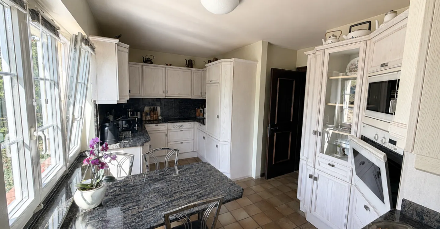 Individual villa of 7.5 rooms in Vaulruz - Photo 7 of 12