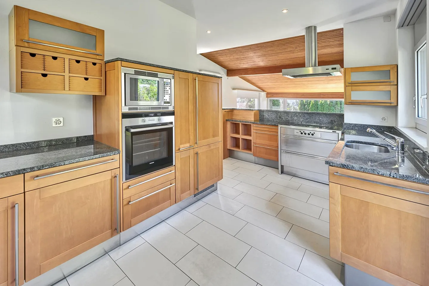 Casa da sogno a Horw-Felmis: Elegante casa unifamiliare di 6,5 locali - Foto 8 di 12