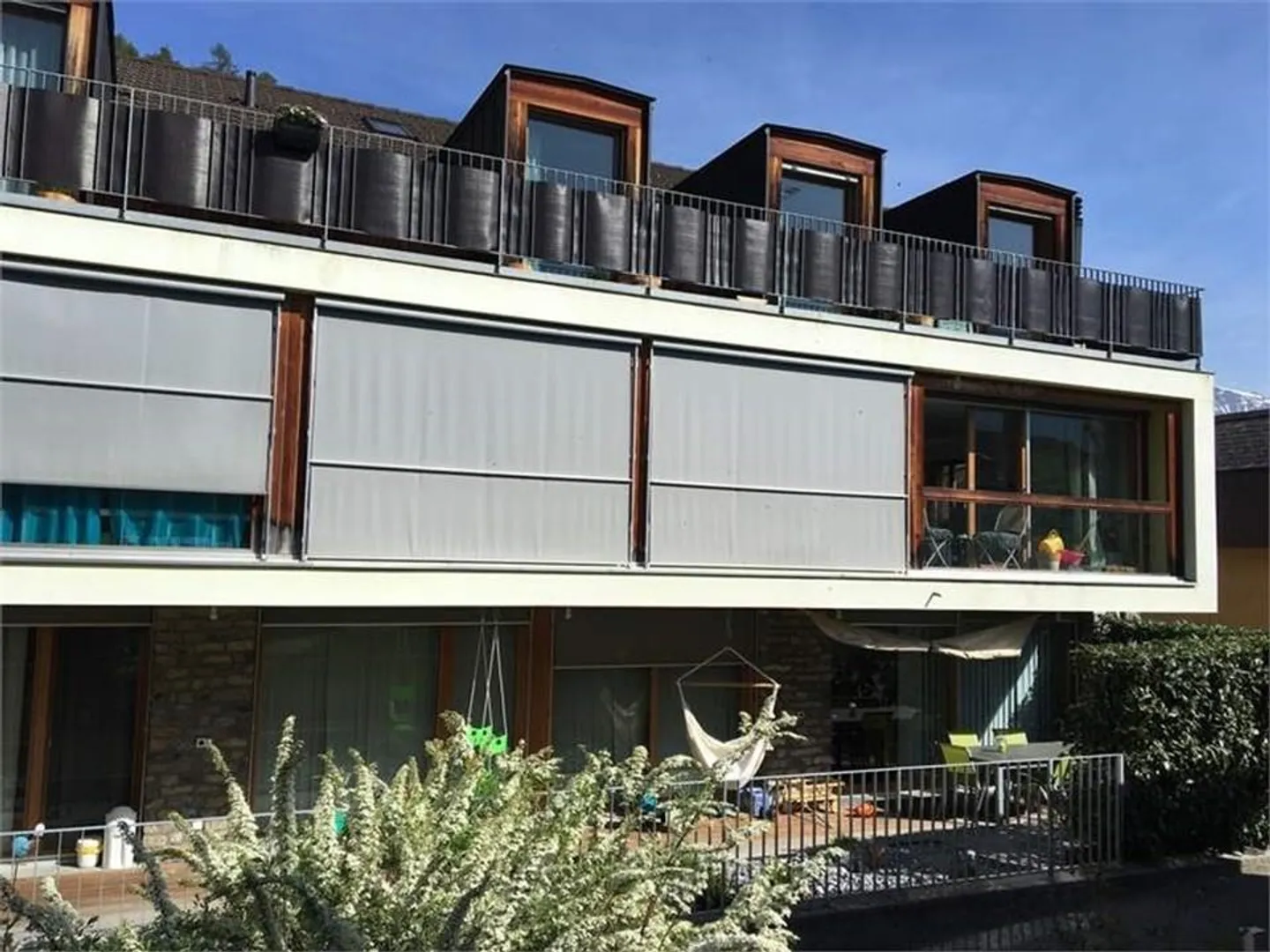 Appartement lumineux et de haute qualité de 4,5 pièces, d'environ 140 m2 avec grande terrasse - Photo 1 sur 19