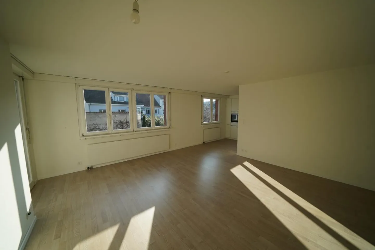Apartment for rent - Photo 5 of 12