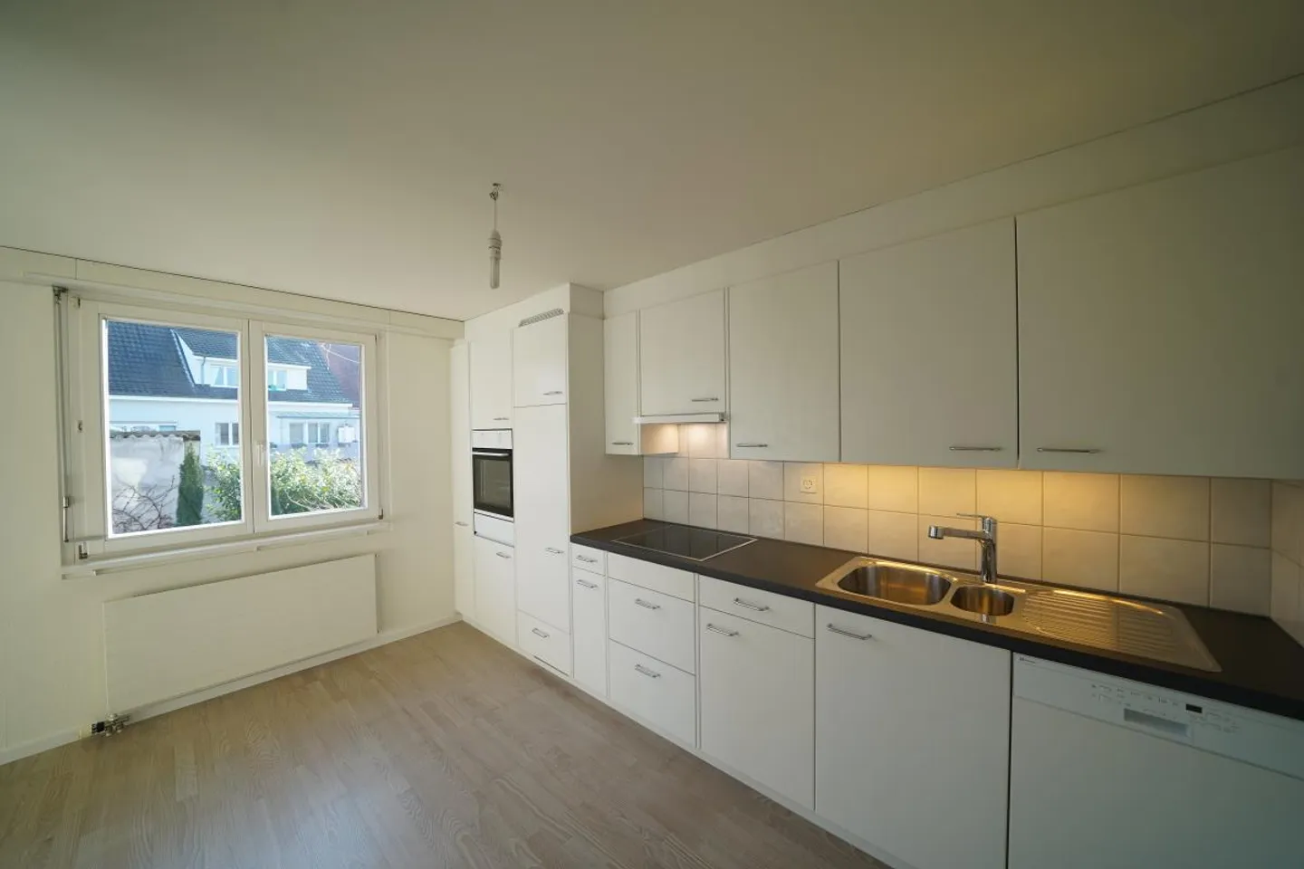 Apartment for rent - Photo 7 of 12