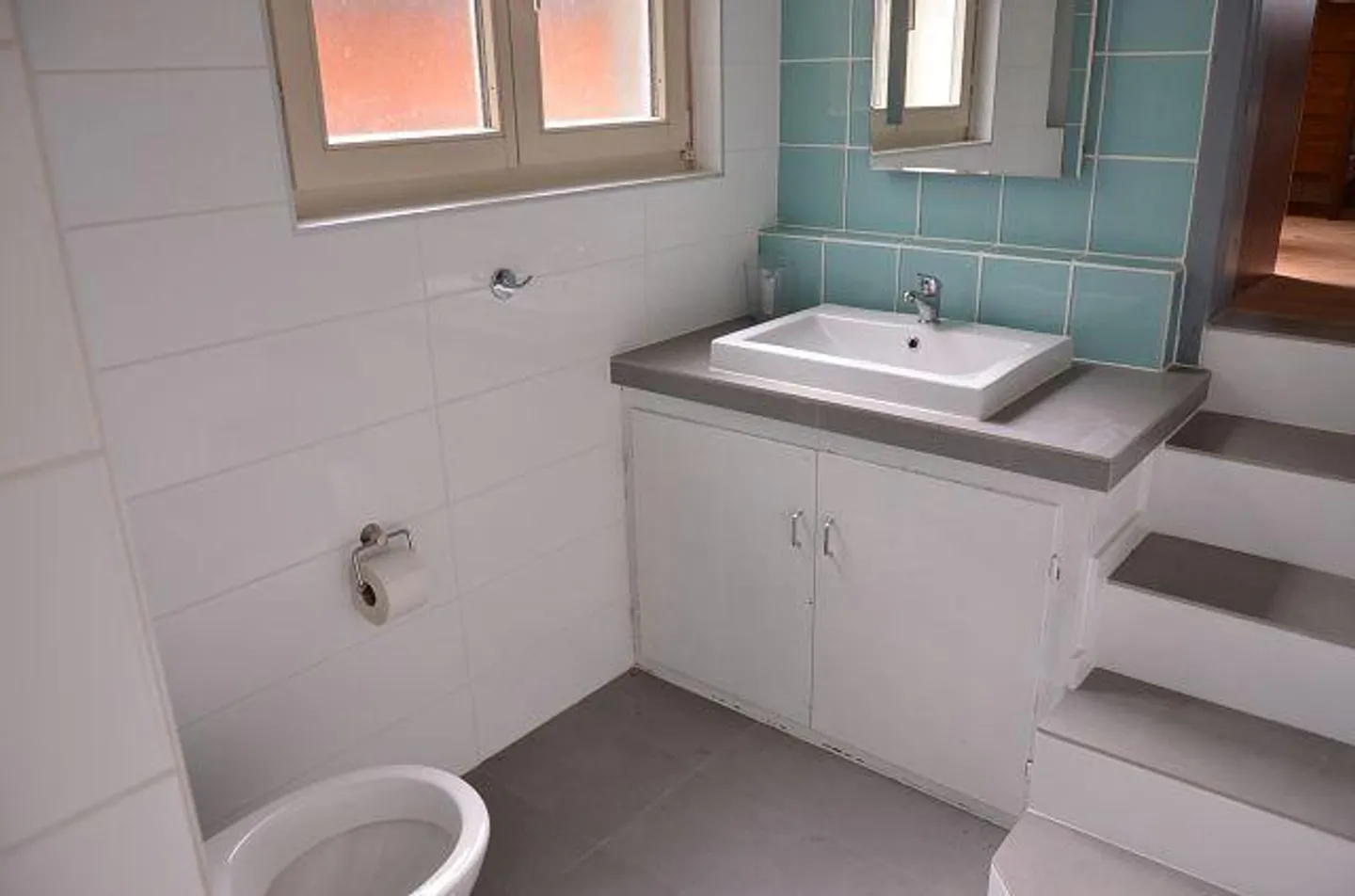 «vier Dorfhäuser mit grossem Umschwung / quattro case nel nucleo con grande giardino» - Foto 19 di 54