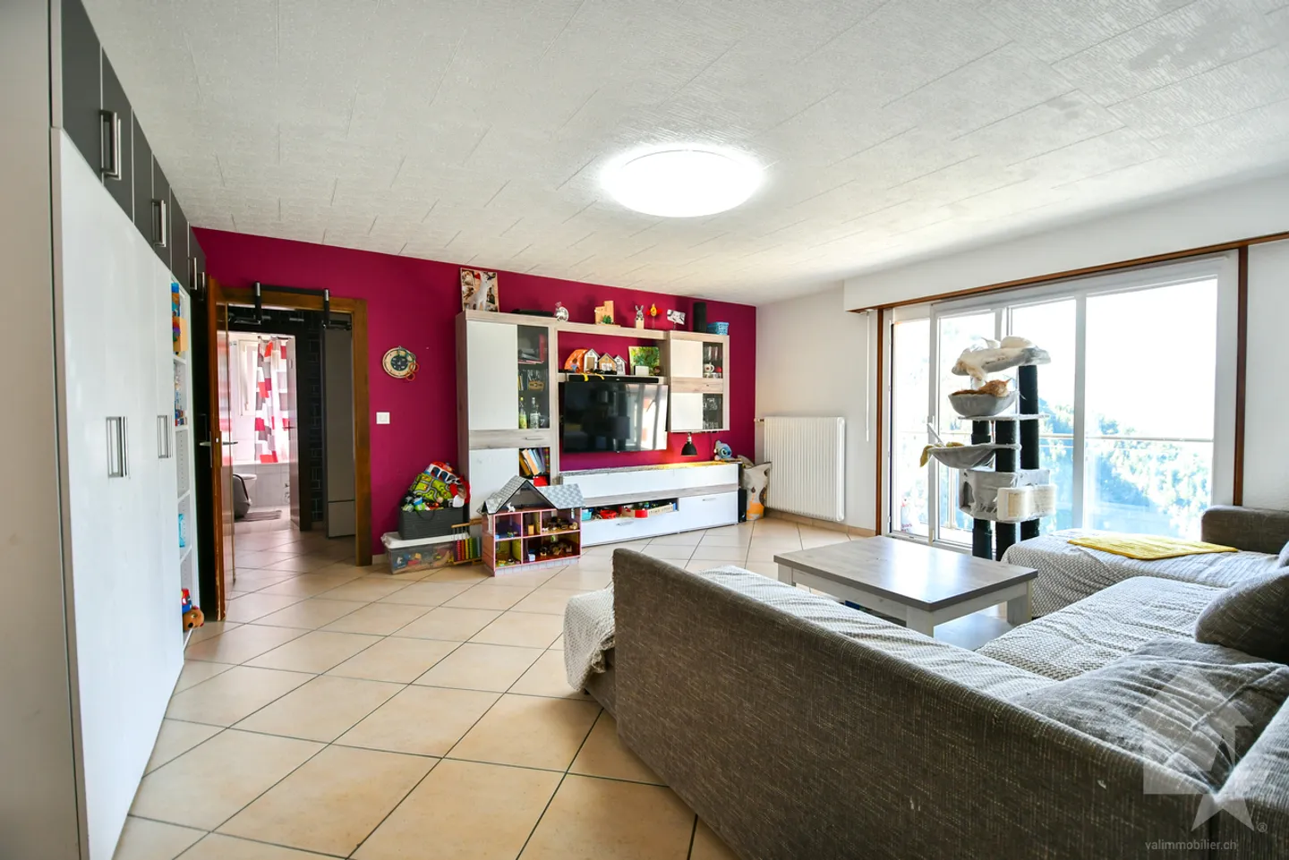 Appartamento spazioso di 4,5 stanze - Foto 2 di 8