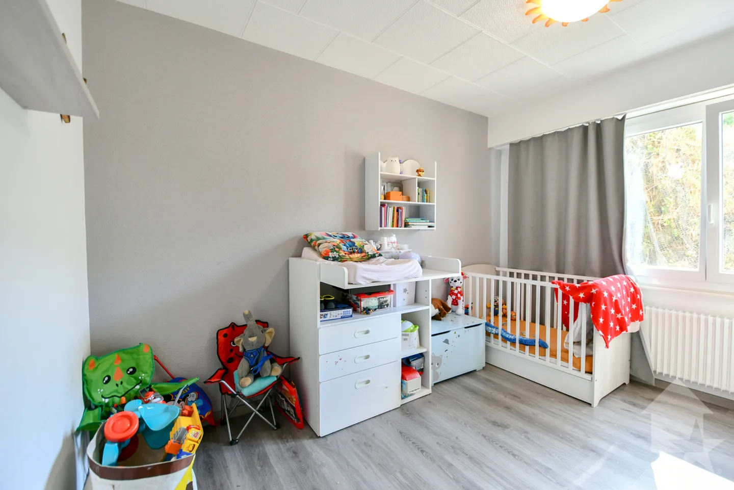Appartamento spazioso di 4,5 stanze - Foto 4 di 8
