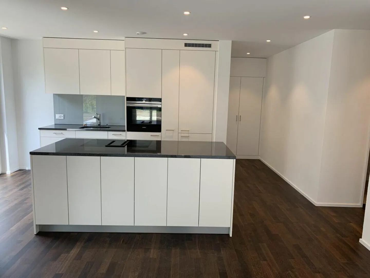 Traumhafte 5.5 Garten-Wohnung zu vermieten - Photo 2 sur 10