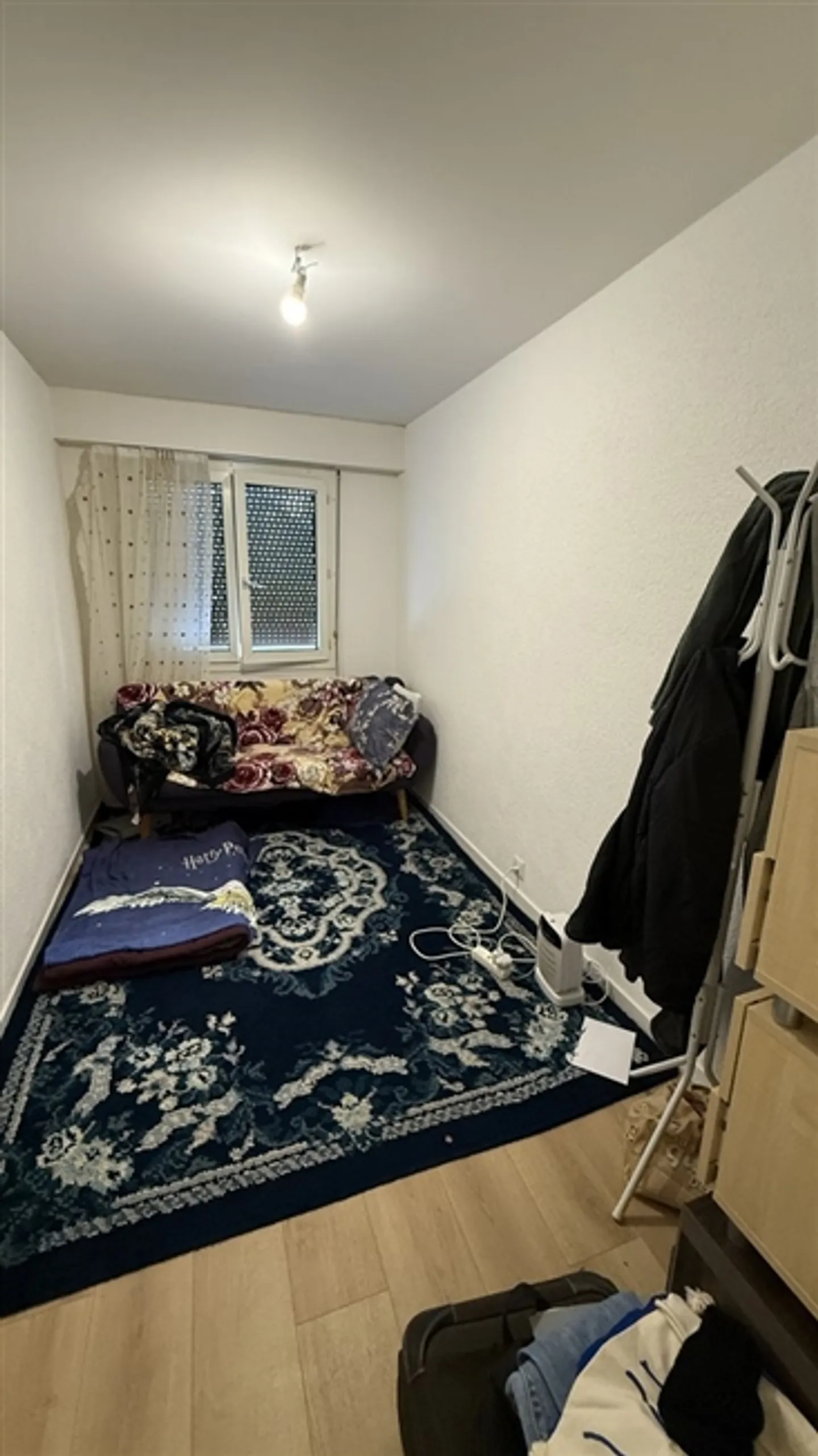 À louer dans un bâtiment fraîchement rénové - 3 pièces au 5ème étage - Photo 5 sur 6