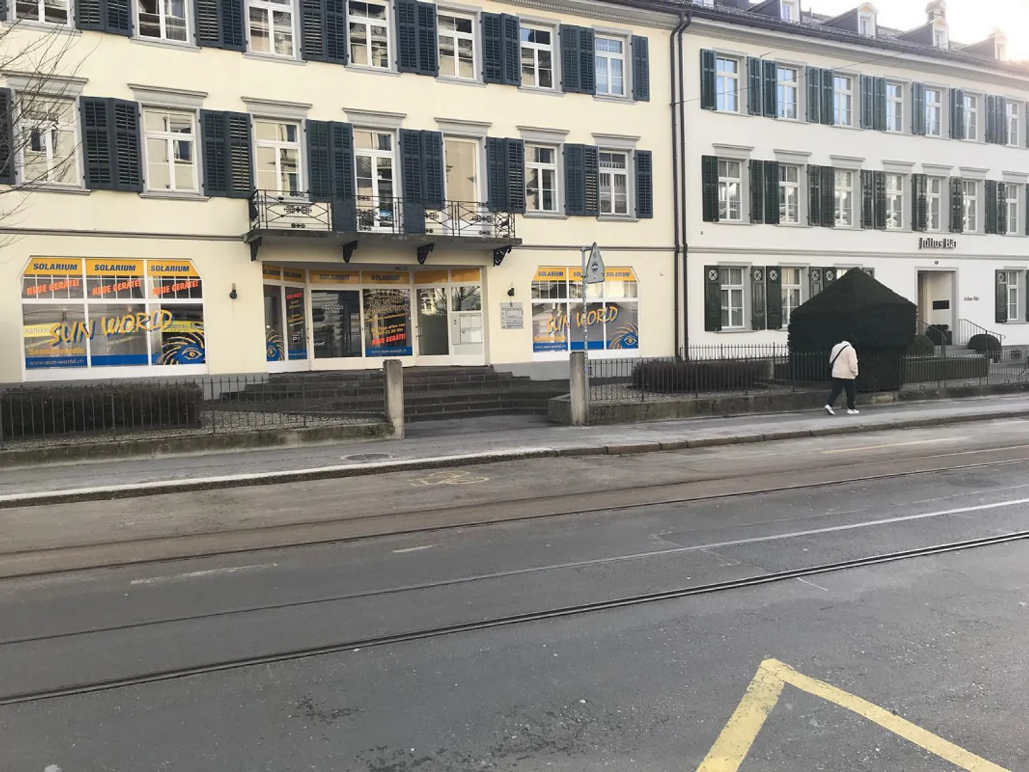 Charmante Dachwohnung mit Terrasse - Foto 18 von 19