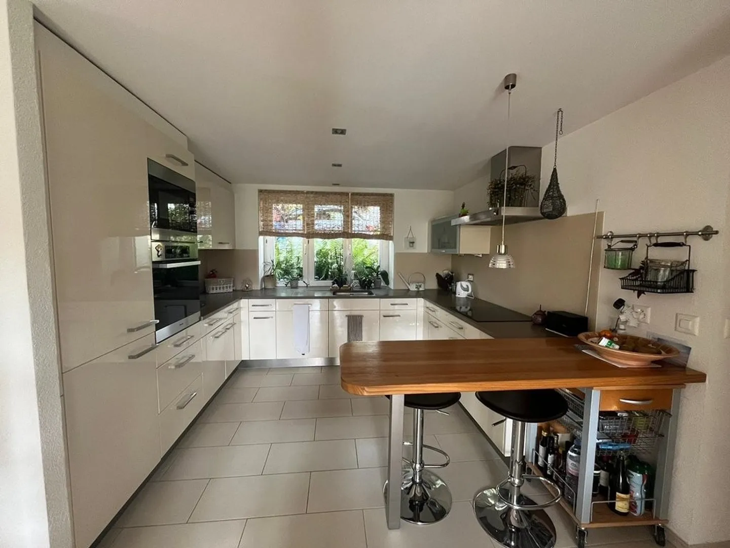 Magnificent furnished accommodation in the countryside with private garden - Photo 4 of 11