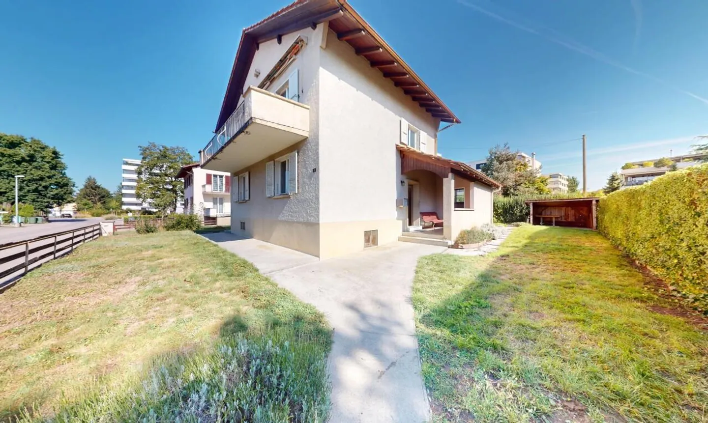 Single house for sale - Photo 2 of 11