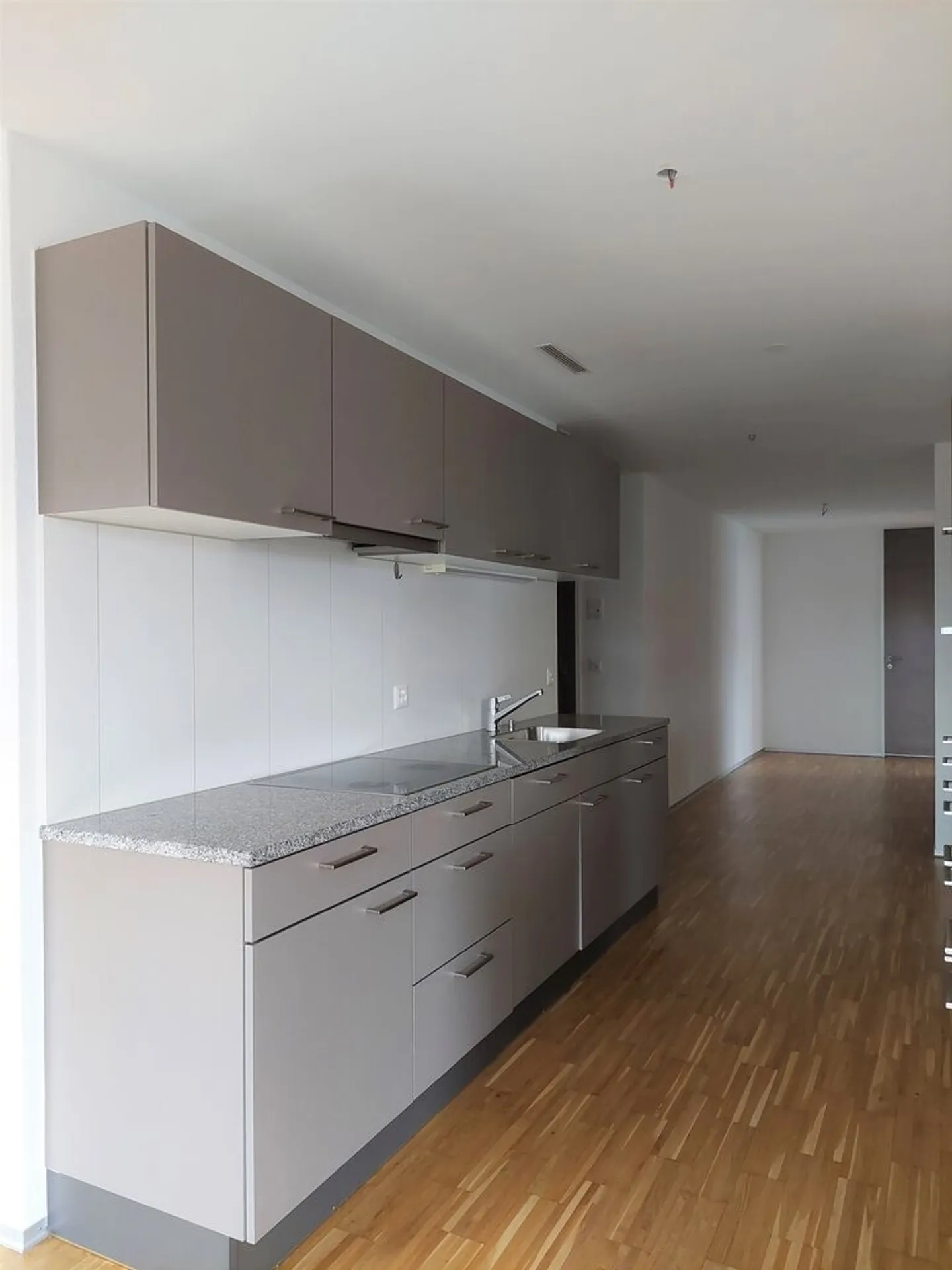 Votre nouvel appartement vous attend - Photo 4 sur 5