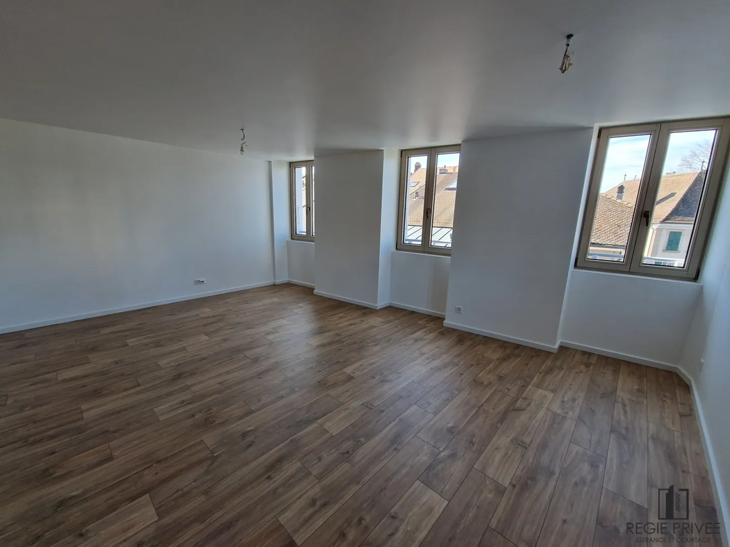Charmante Wohnung in Lutry - Foto 2 von 5