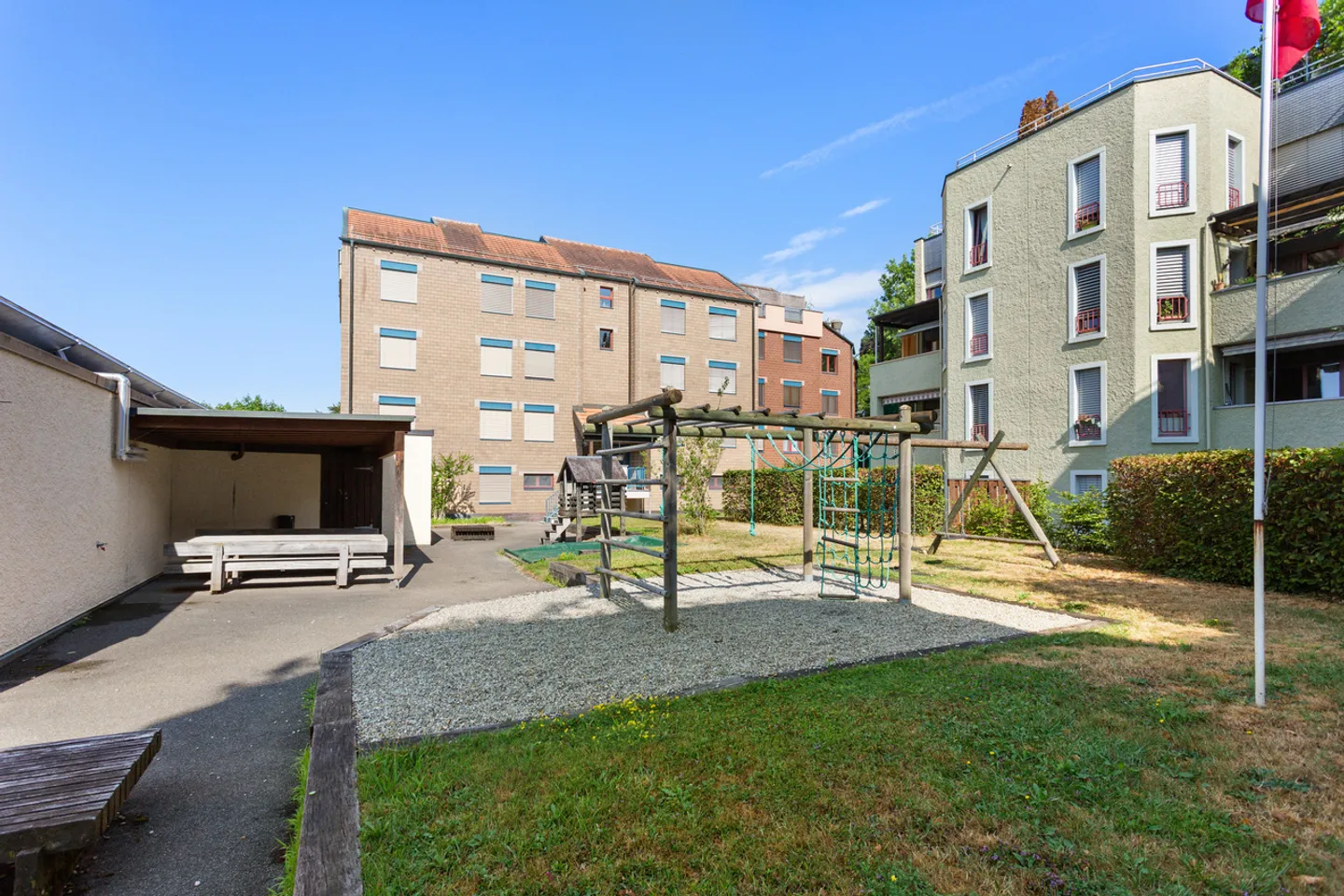 Ampio appartamento 5.5 locali - Foto 6 di 7