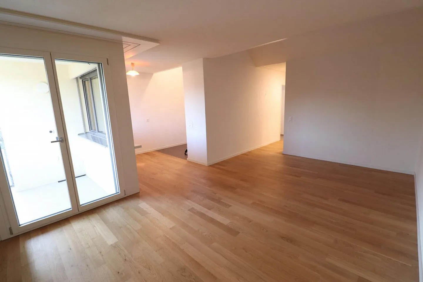 Bella appartamento 1.5 camere con vista montagna - Foto 4 di 10