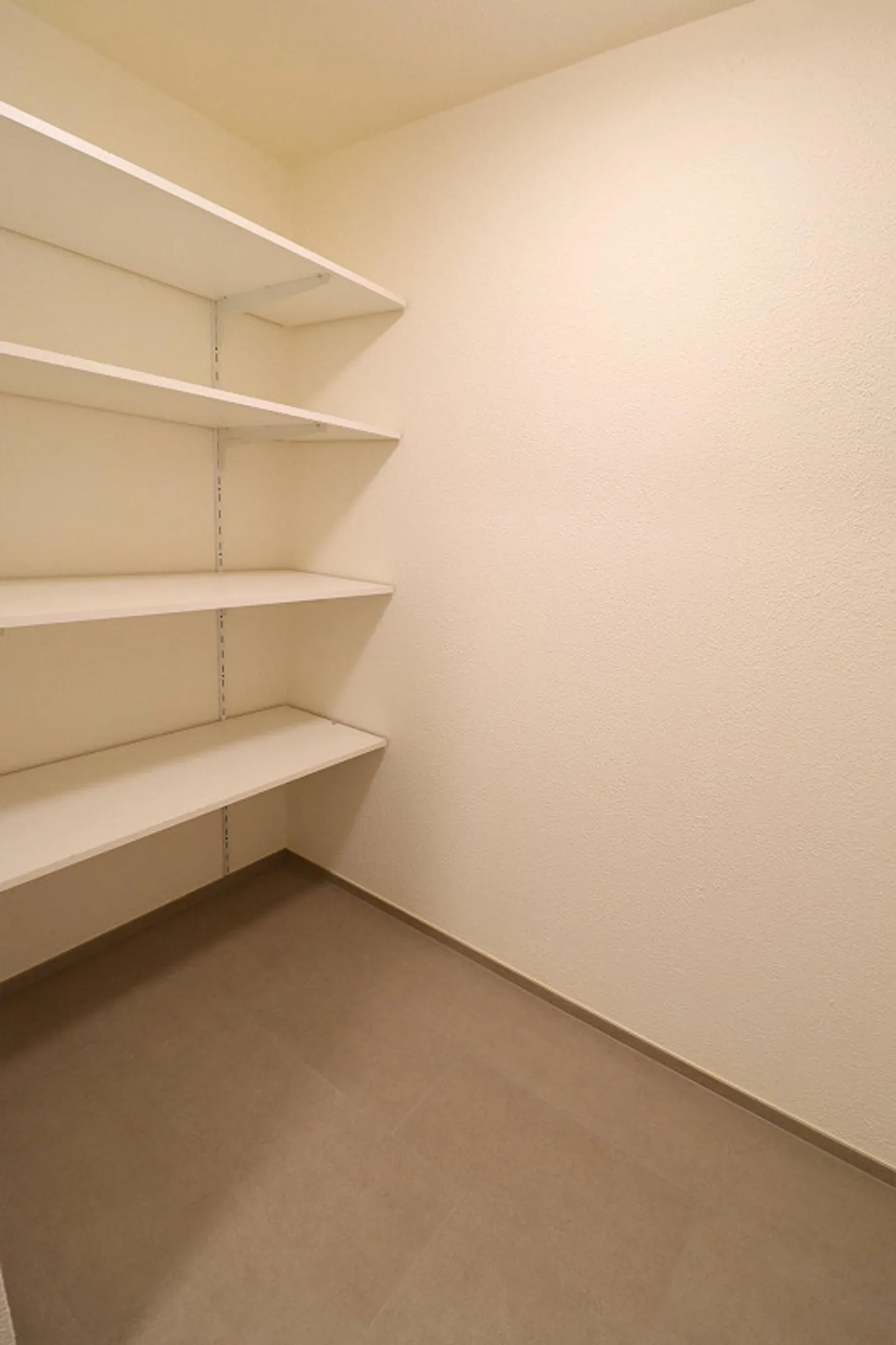 Bella appartamento 1.5 camere con vista montagna - Foto 8 di 10