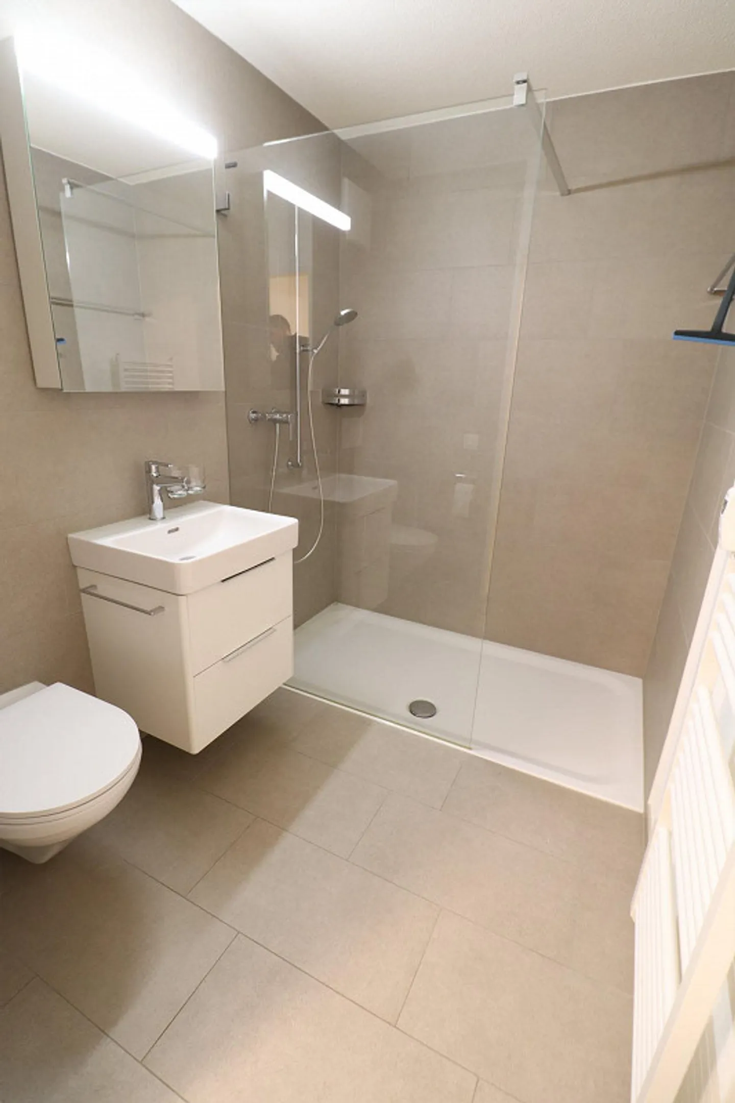 Bella appartamento 1.5 camere con vista montagna - Foto 9 di 10