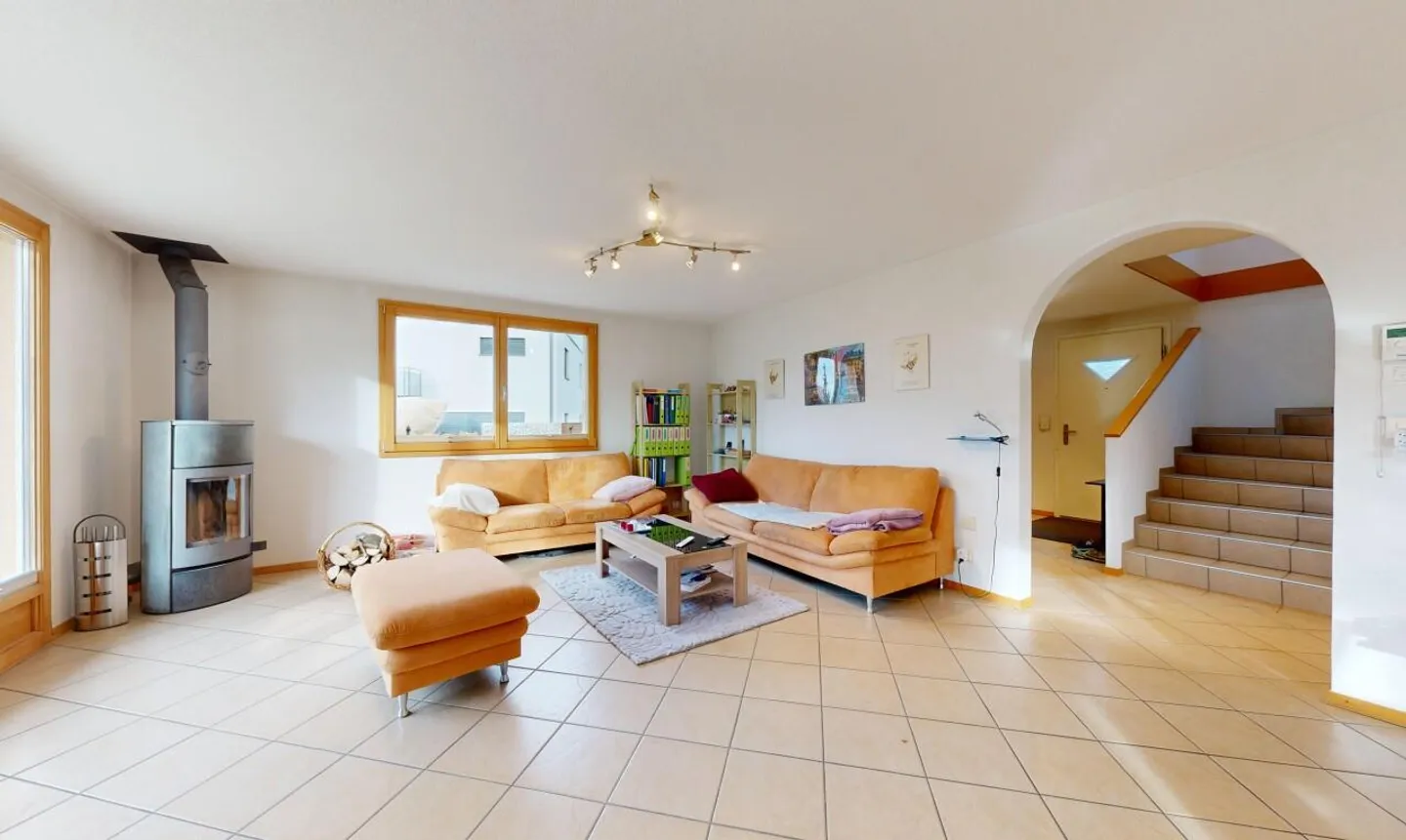 Casa luminosa con spazio ricreativo - Foto 4 di 11