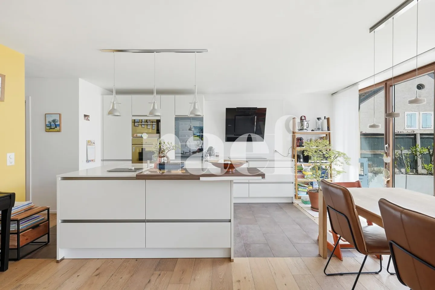 Exclusif : Grand appartement 3.5 pièces avec terrasse - Photo 3 sur 5