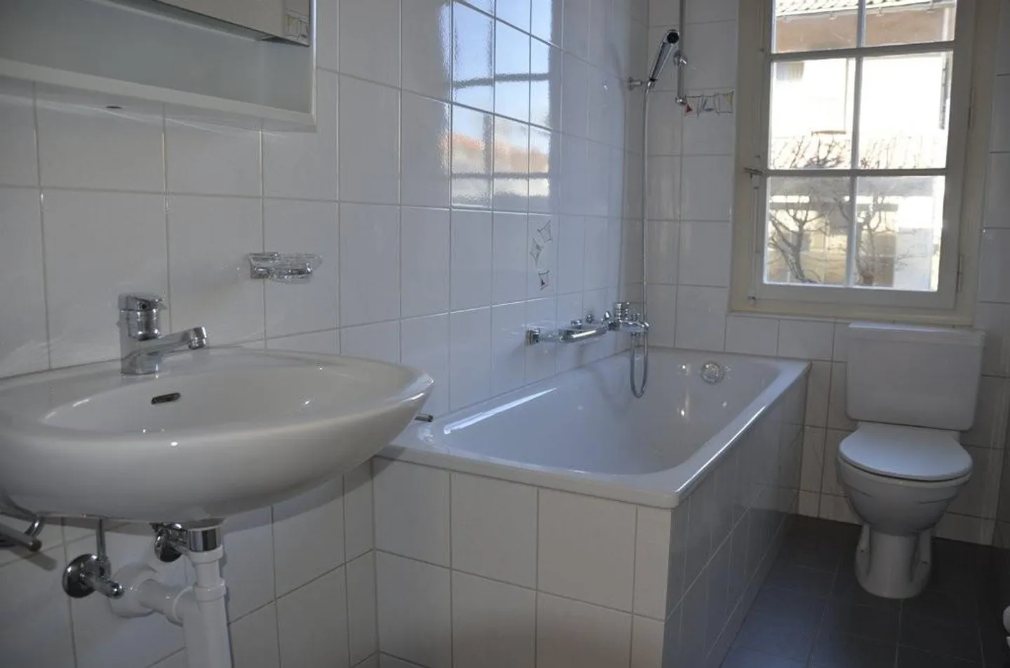 Bright 2.5-room apartment in Bümpliz - Photo 3 of 4